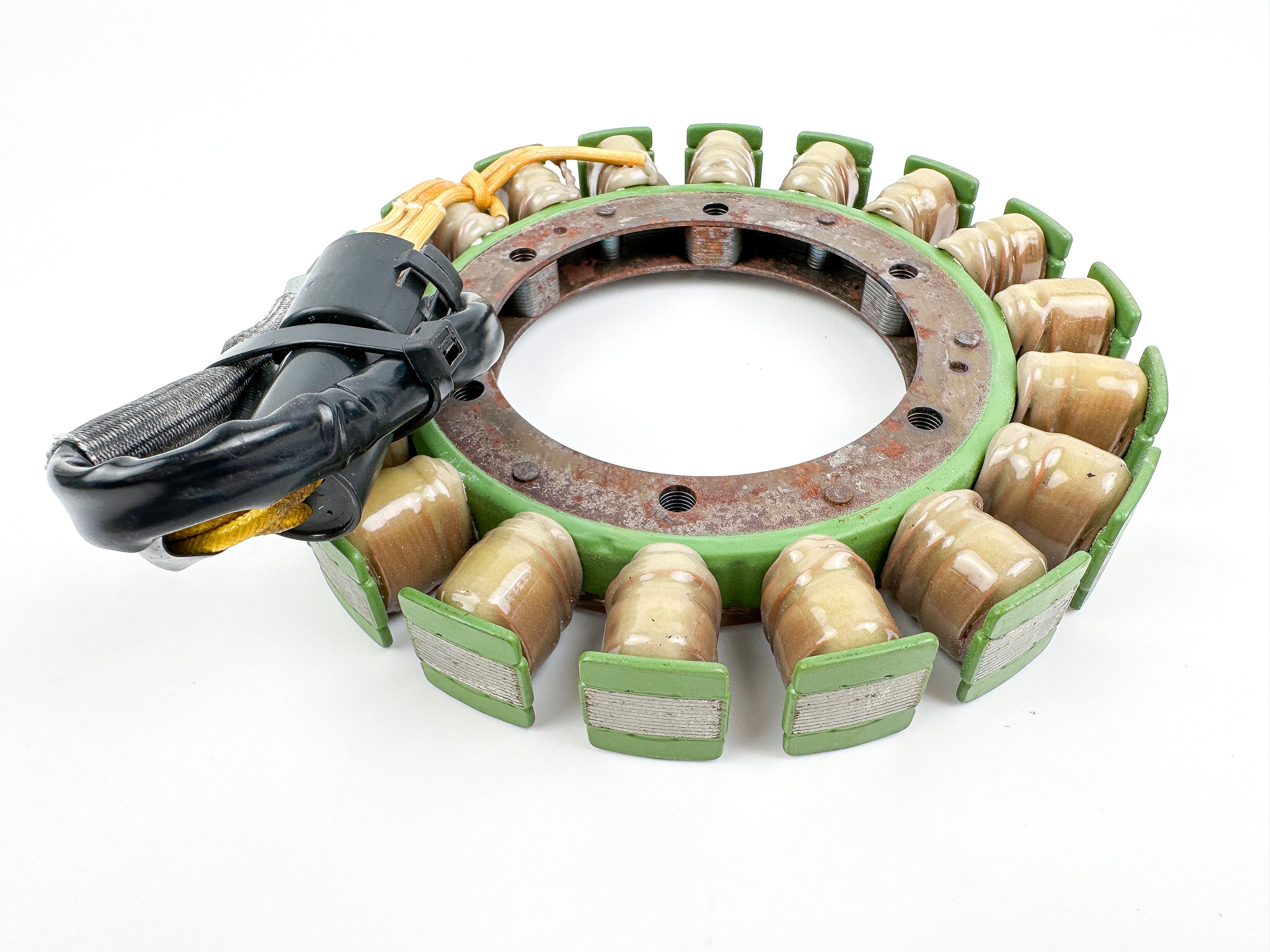 2011 Suzuki 90HP DF90A Outboard 4 Stroke Stator Coil Charging 32120-87L00