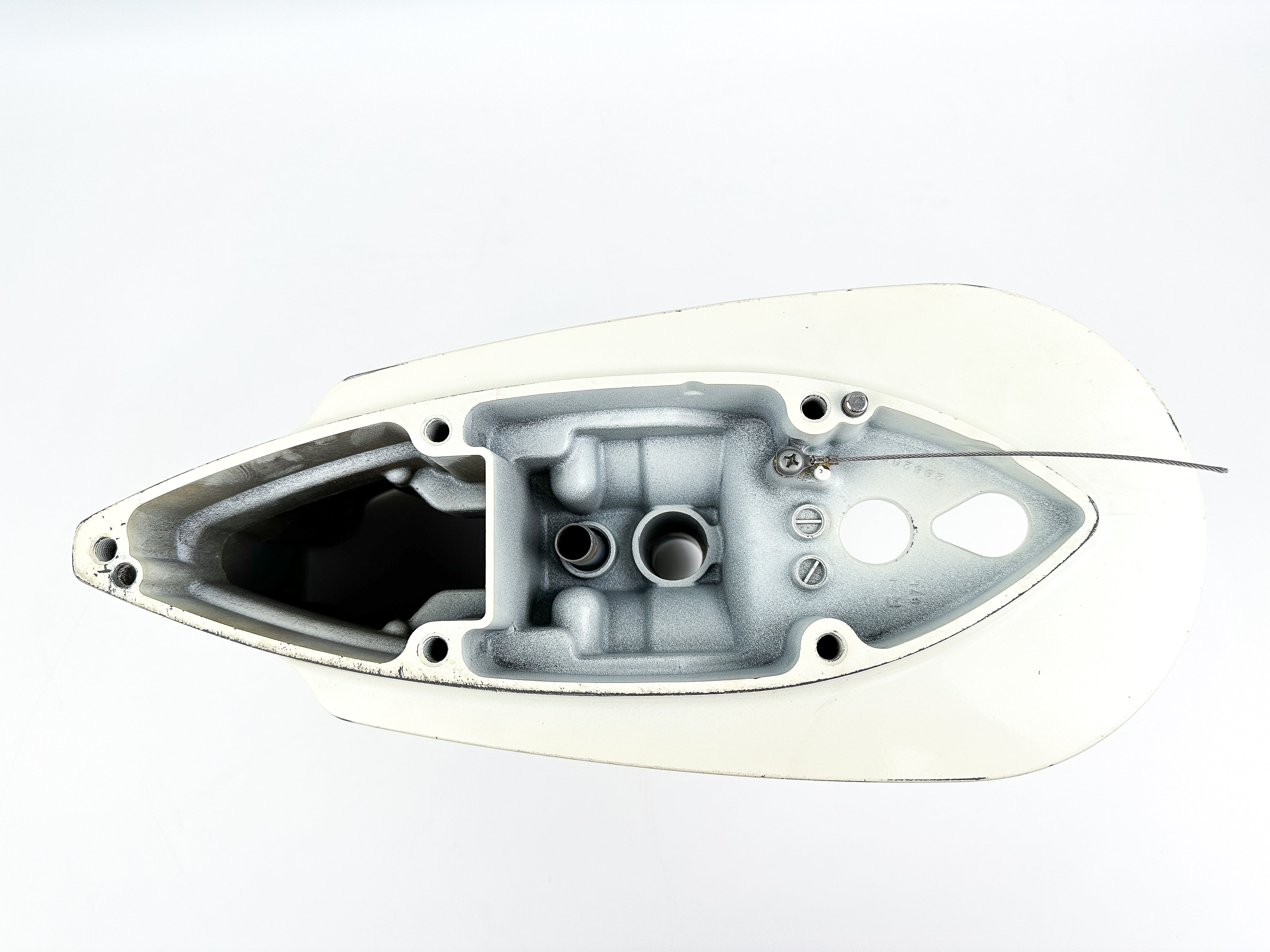 2018 Suzuki 90HP DF90 4 Stroke Outboard Drive Shaft Housing White 52111-87L00-Y5S