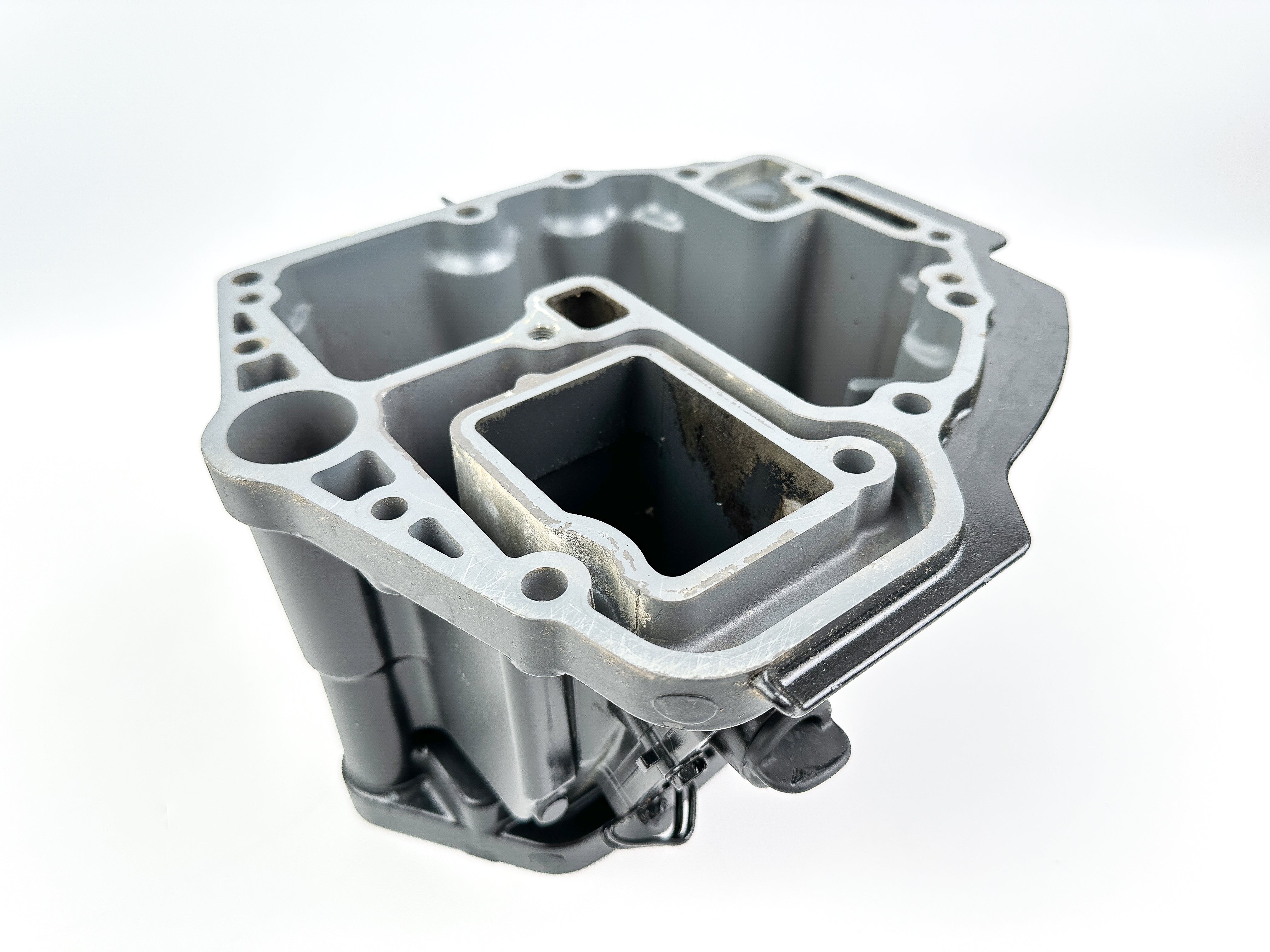 2009 Suzuki 90HP DF90 4 Stroke Outboard Oil Pan Assembly 11501-87L10-0