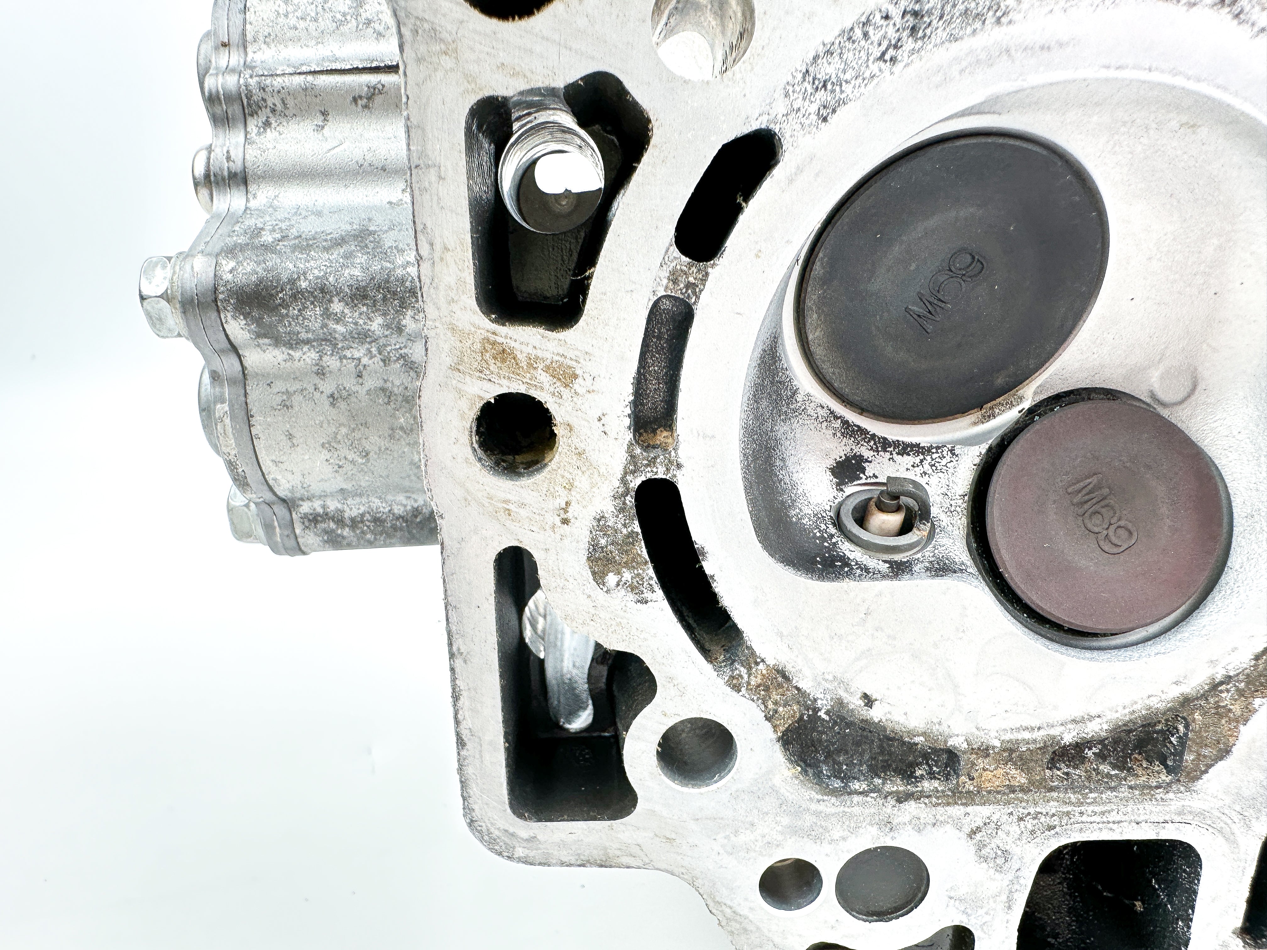 2007 Yamaha 60HP 4 Stroke Outboard Cylinder Head Assembly 6C5-W009A-11-1S PARTS