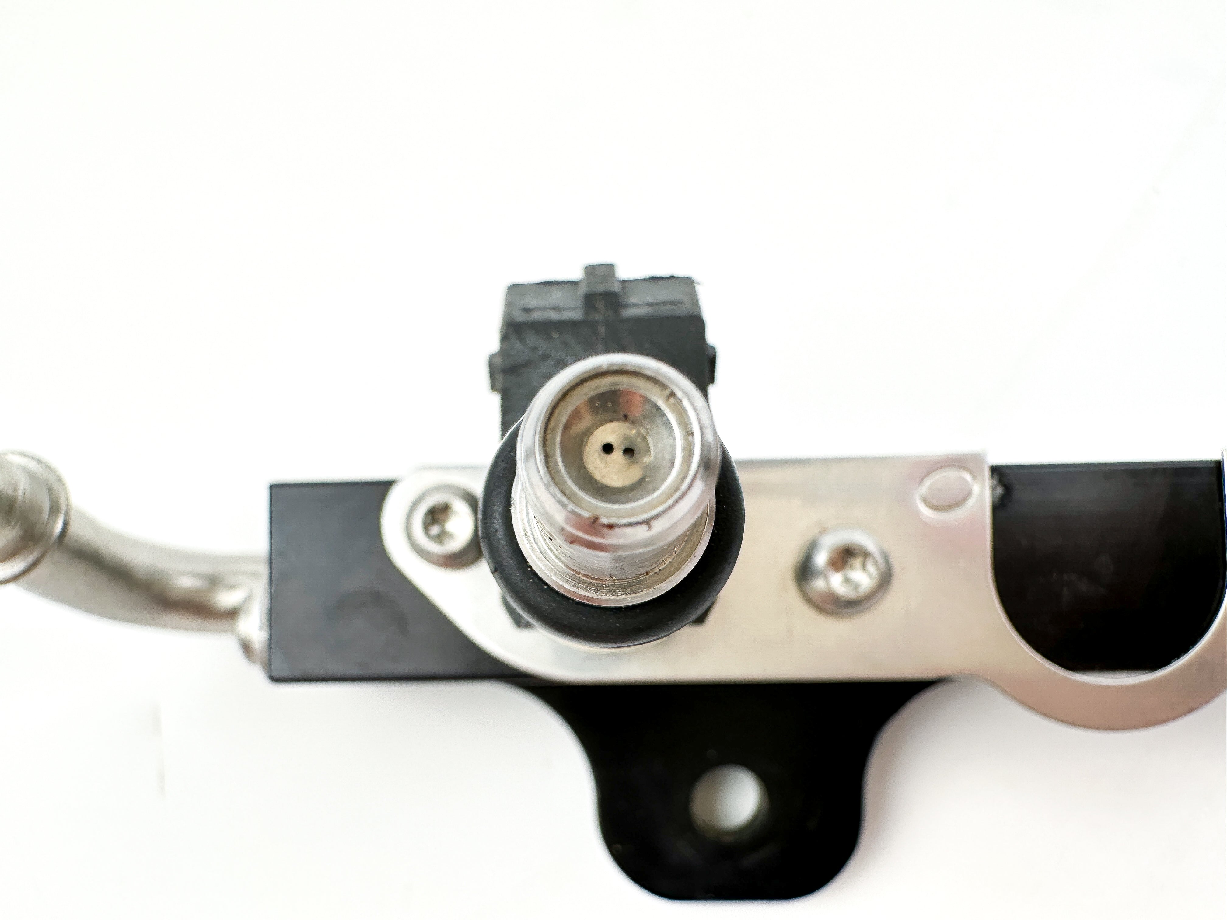 Mercury 135 150 175 200 HP L4 Verado Fuel Injector Set With Rail 892811T02