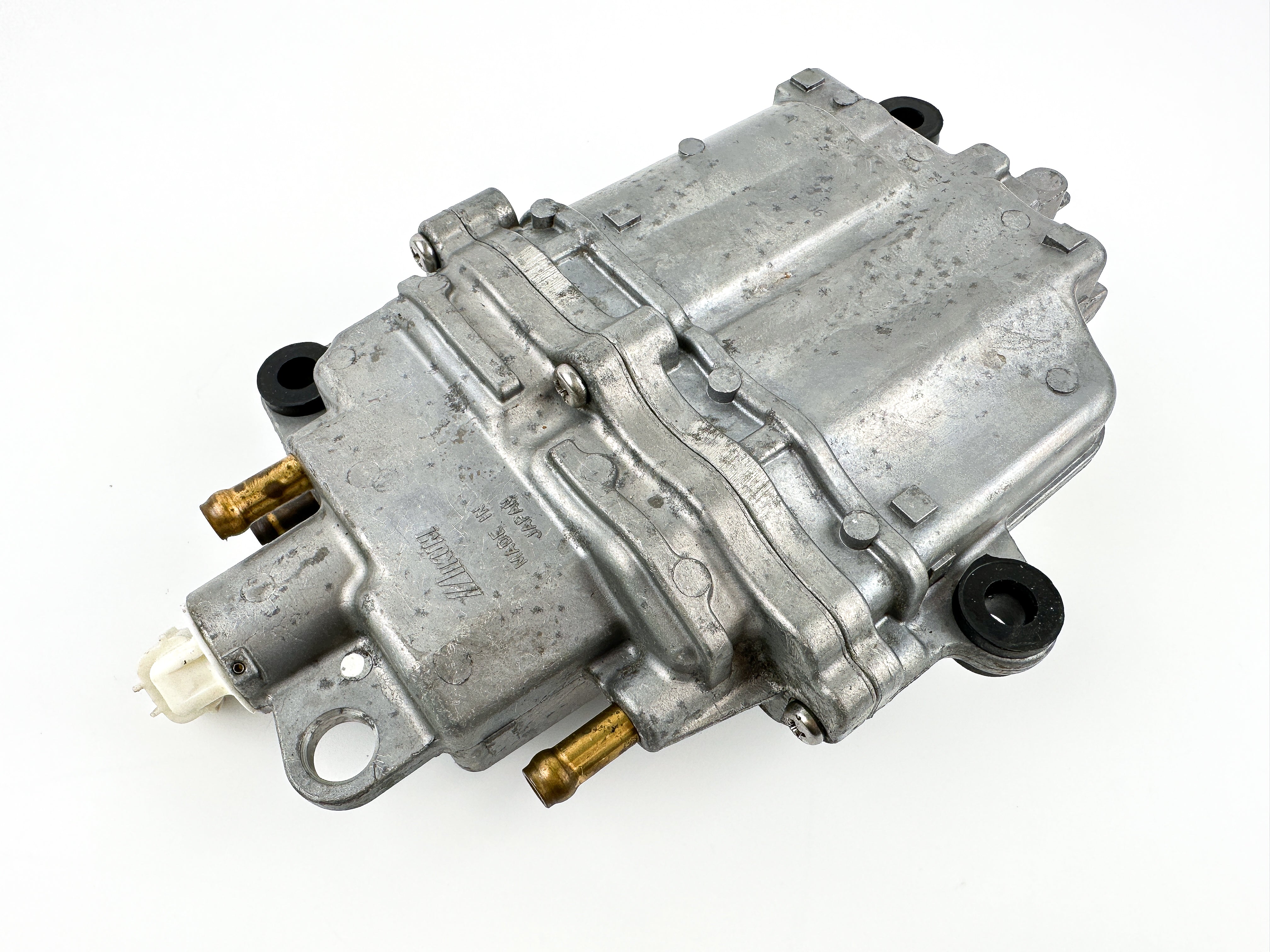 2012 Suzuki 140 HP 4 Stroke Outboard Vapor Separator Tank VST Read to Install