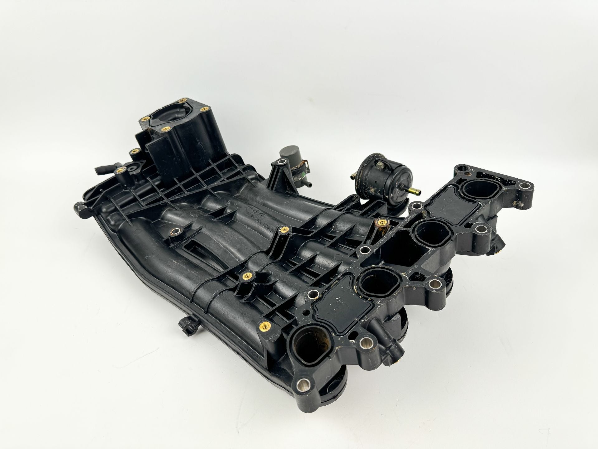 2004 Suzuki 70 HP 4 Stroke Outboard Intake Manifold 13110-99E10 OEM