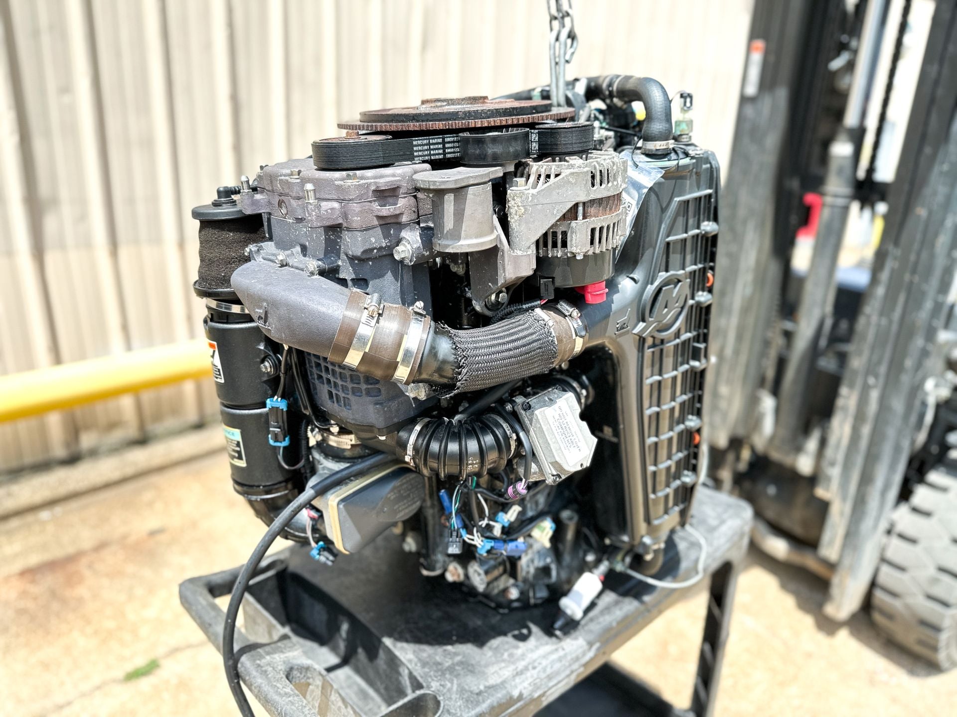 2005 Mercury 225 HP 4 Stroke Outboard Powerhead 895247A05 779 Hours