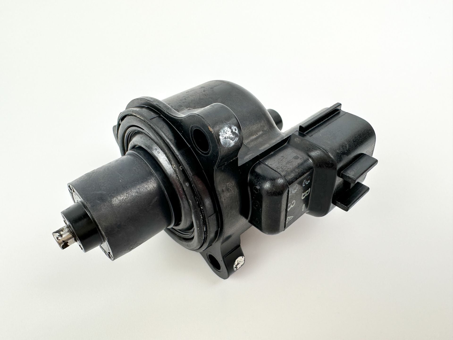 2000-2011 Yamaha 115HP 4 Stroke Outboard IAC Control Valve 68V-1312A-00-00