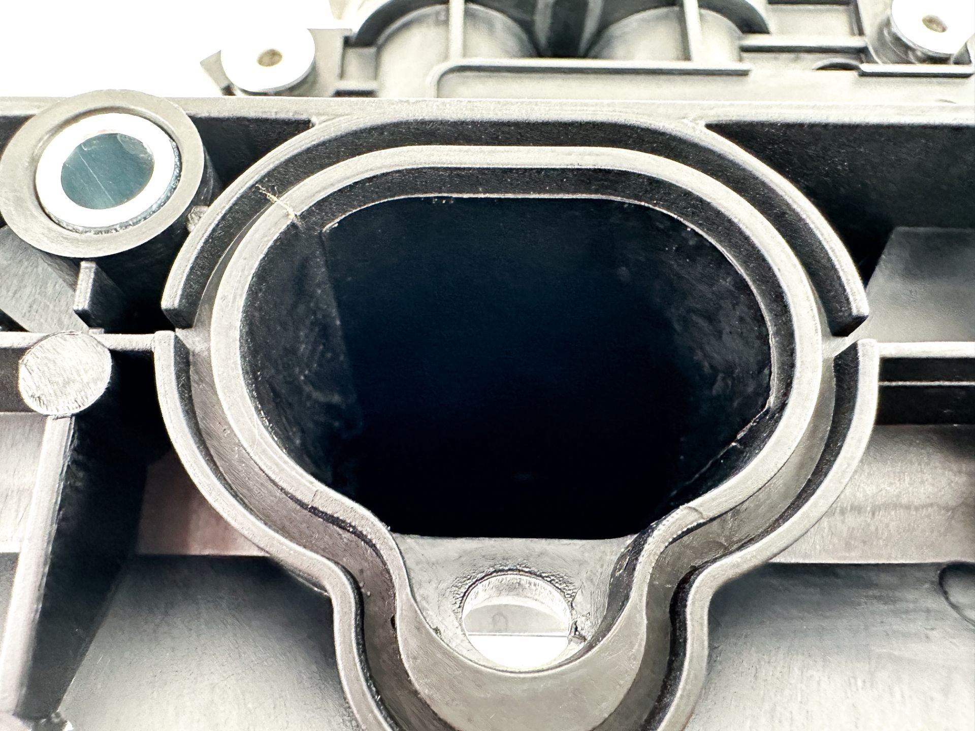 2016 Yamaha 150 HP 4 Stroke Outboard Intake Manifold & Throttle Body 63P-13751-20-00 OEM