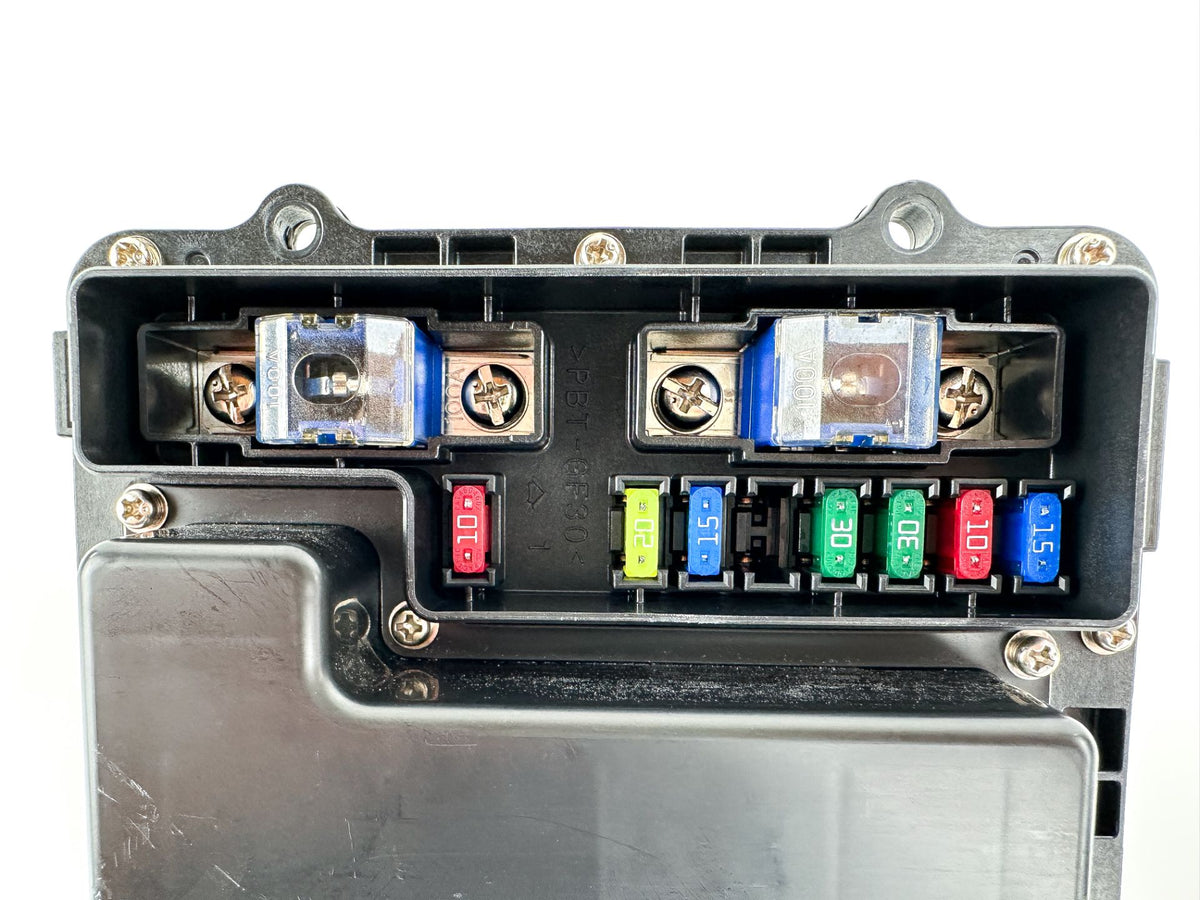 2014 Yamaha 300 HP 4 Stroke Outboard Fuse Box 6CE-82170-00-00 OEM