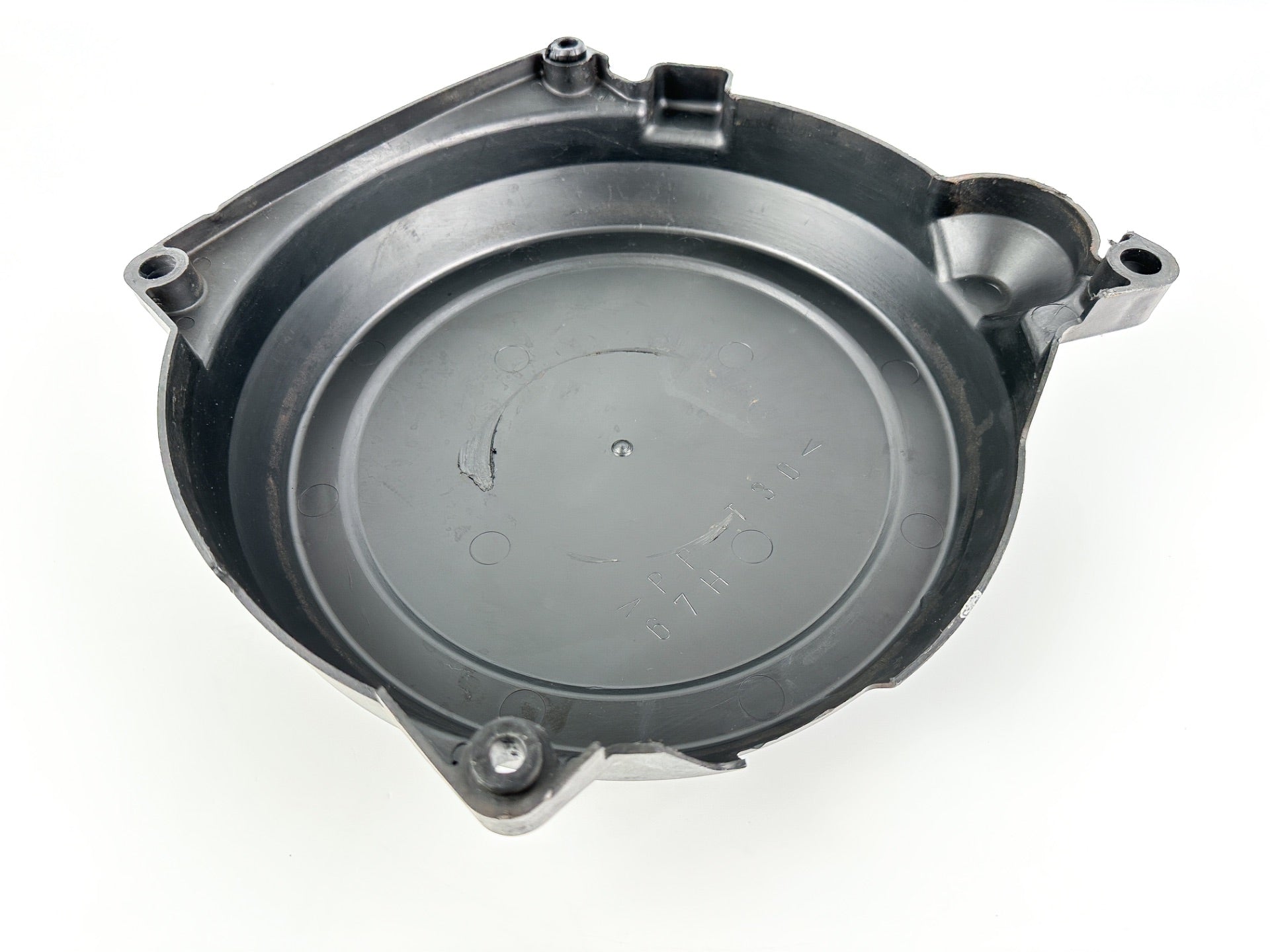 2001 Yamaha 200 HP 2 Stroke Outboard Flywheel Cover 67H-81337-00-00 OEM