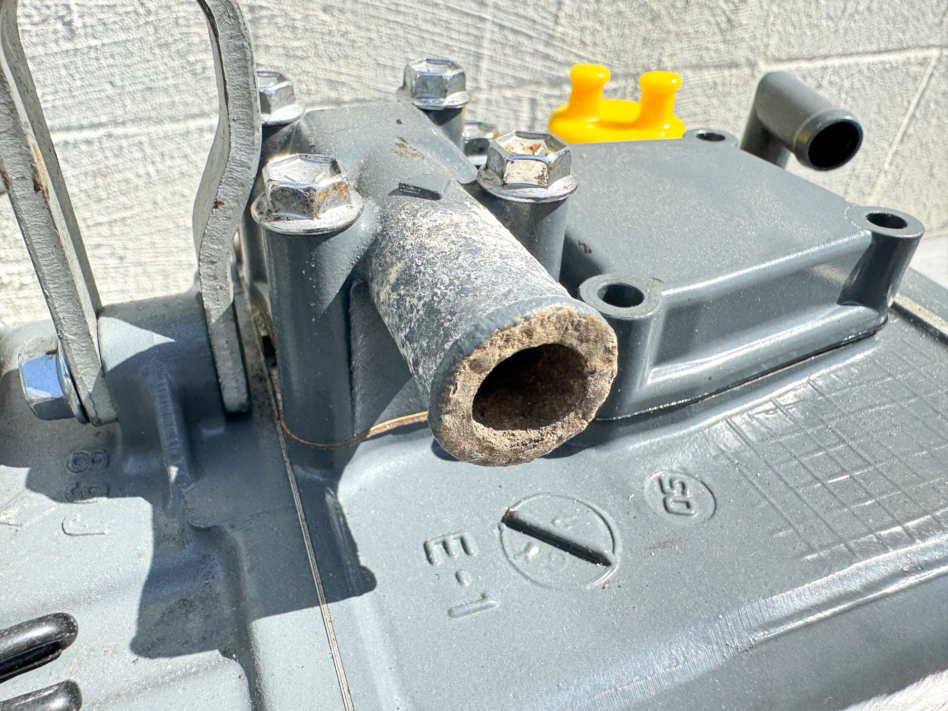 2006 Suzuki 25 HP 4 Stroke Outboard Powerhead OEM