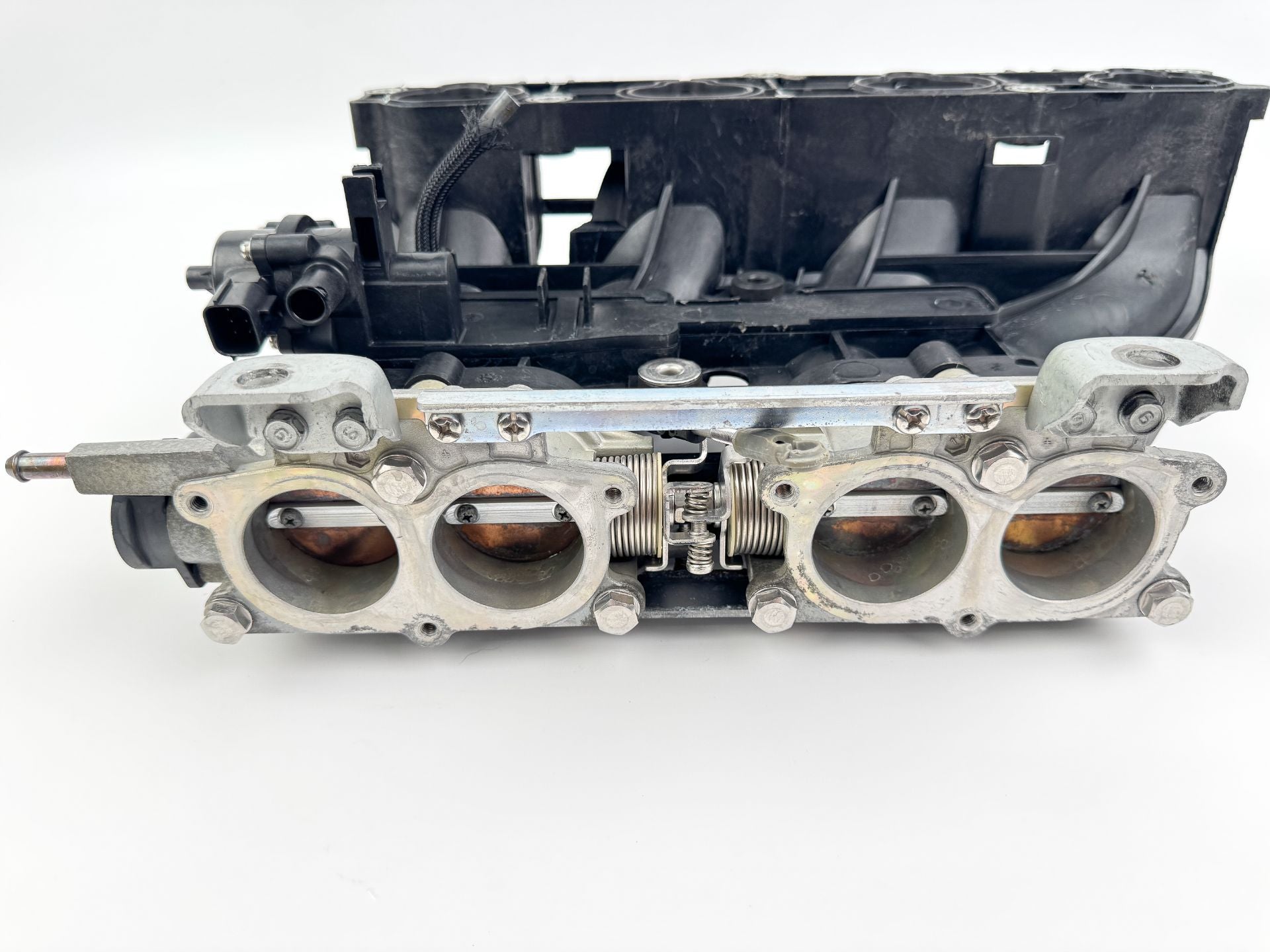 2005 Yamaha 150 HP 4 Stroke Outboard Throttle Body Assembly 63P-14200-00-00 OEM