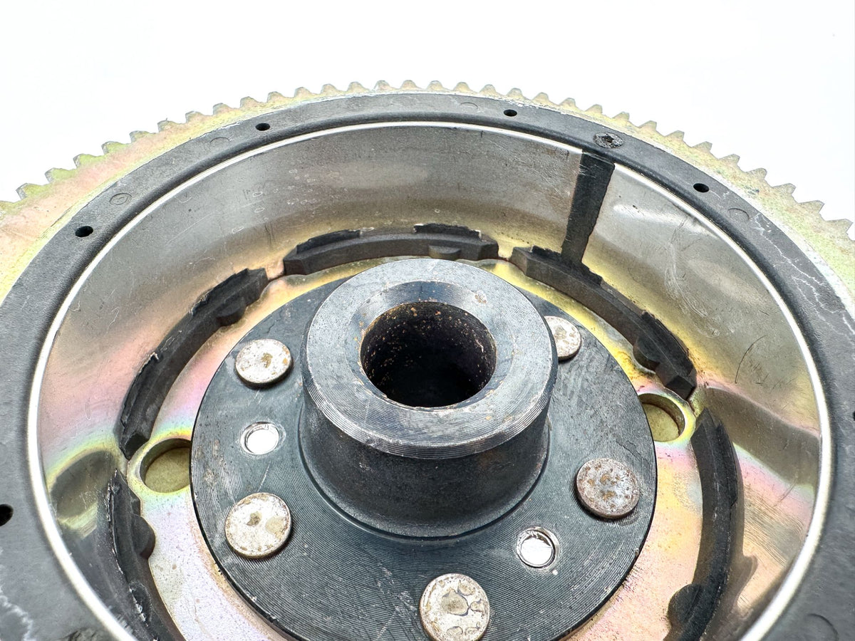 2002 Yamaha 50 HP 2 Stroke Outboard Flywheel Rotor 63D-85550-00-00 OEM
