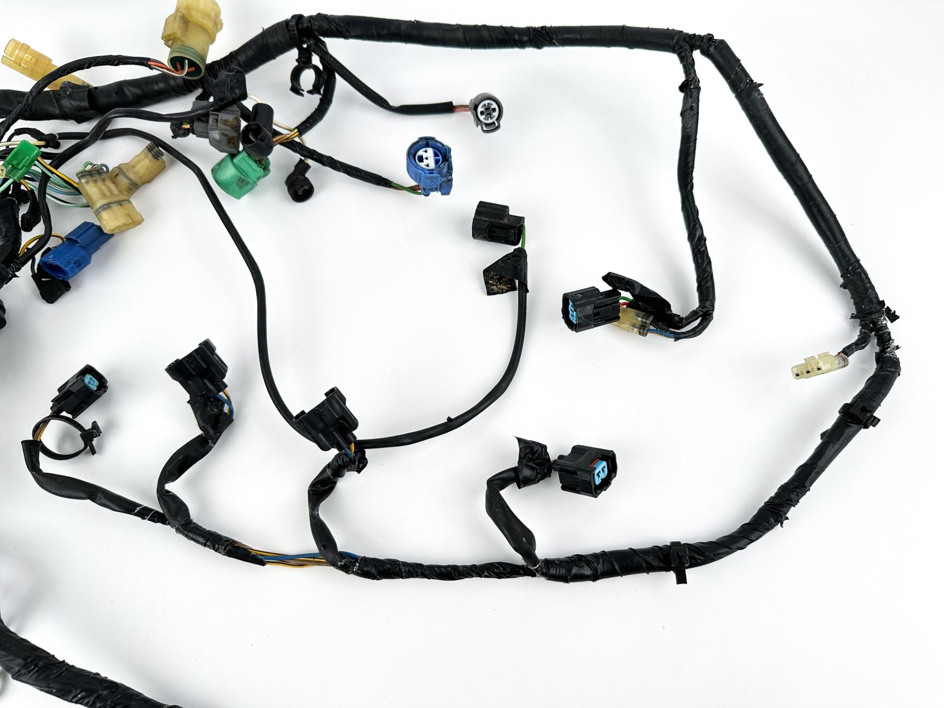 2001 Honda 130 HP 4 Stroke Outboard Engine Wire Harness 32520-ZW5-000 OEM