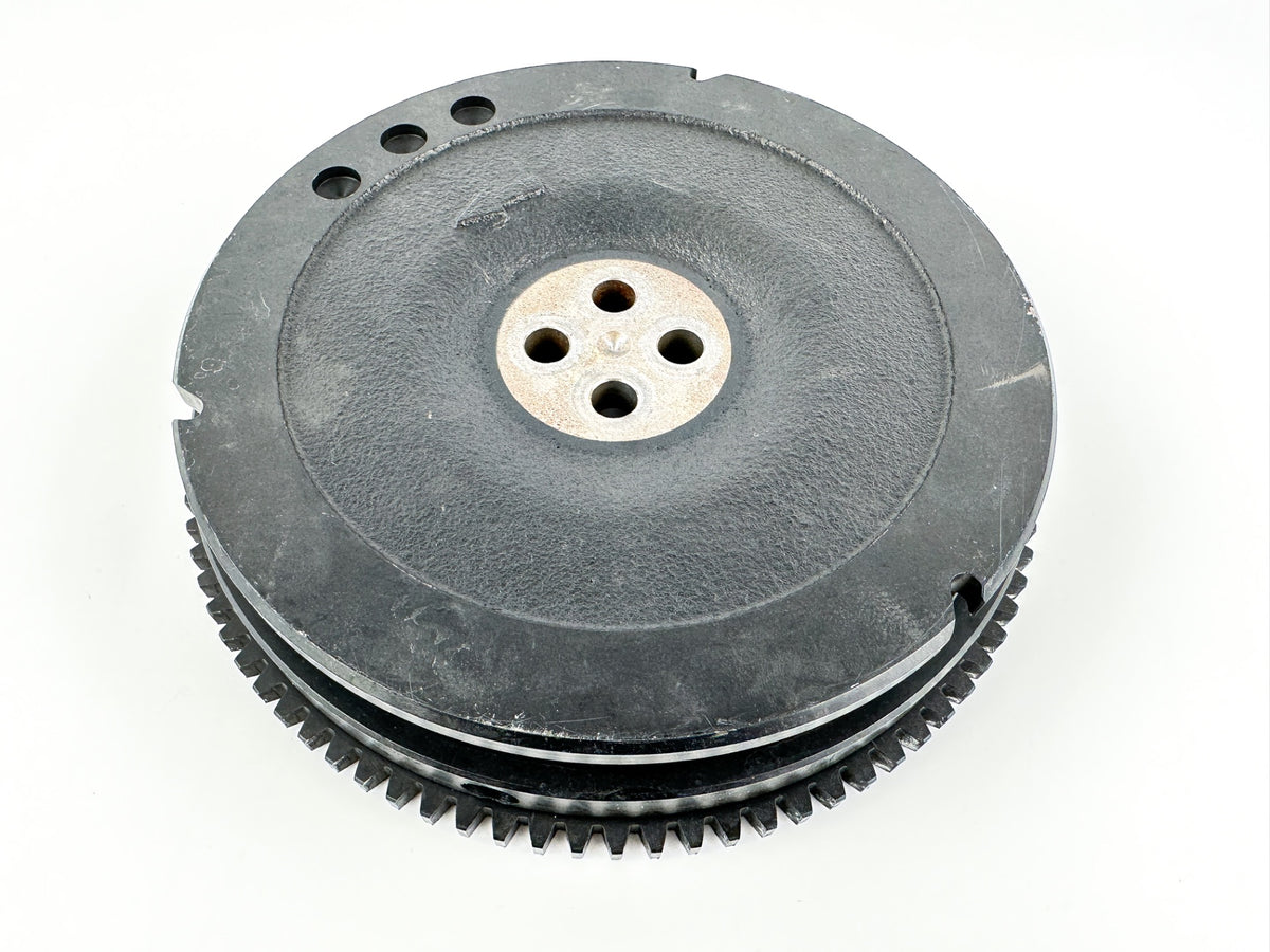 1996 Honda 40 HP 4 Stroke Outboard Flywheel 31100-ZV5-680ZA OEM