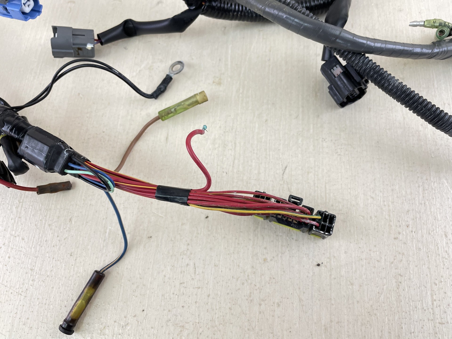2012 Yamaha 150HP 4 Stroke Outboard Engine Wire Harness 63P-82590-60-00