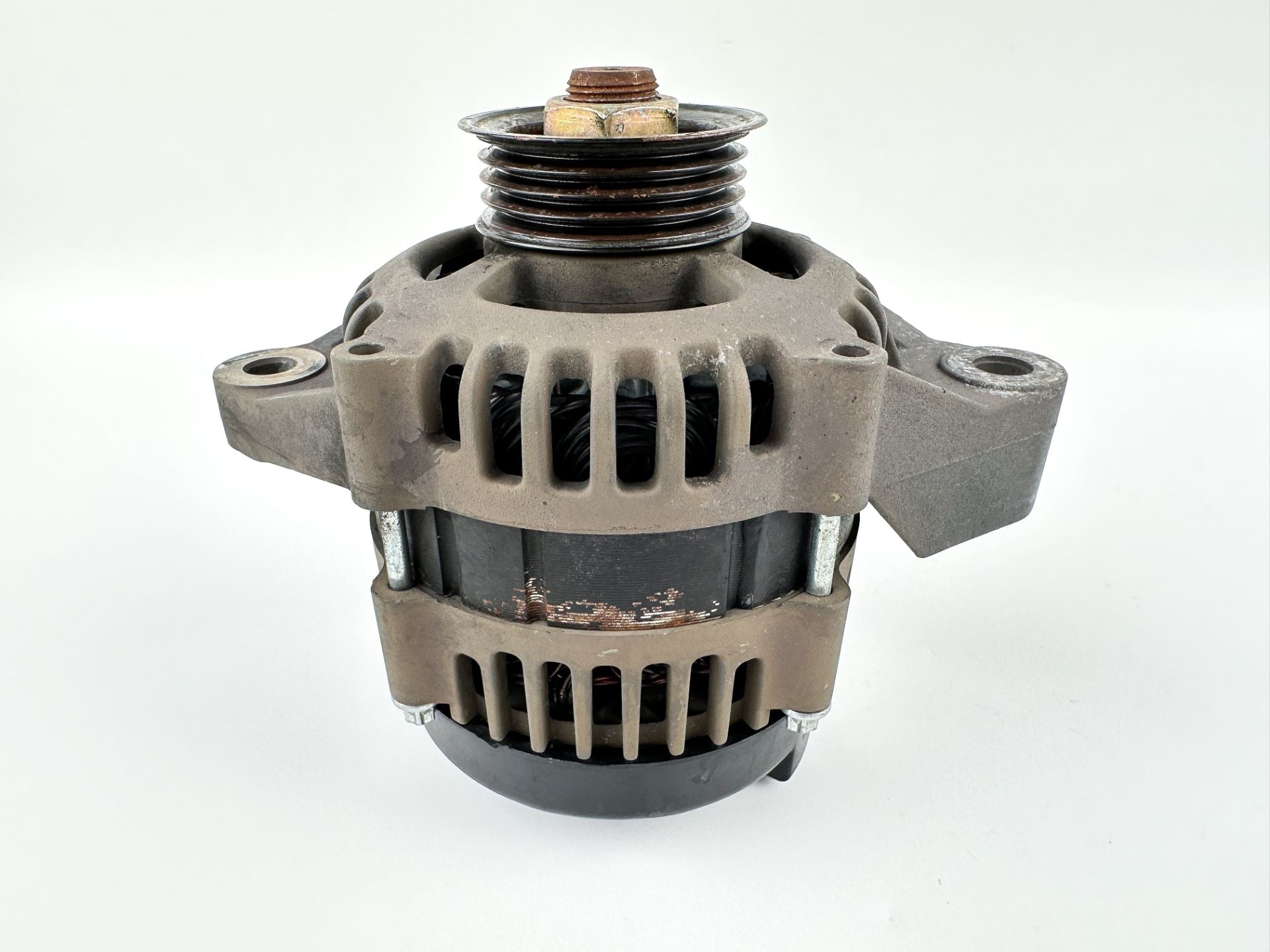 2005 Mercury 225 HP 2 Stroke Outboard Alternator 881247A1 Tested