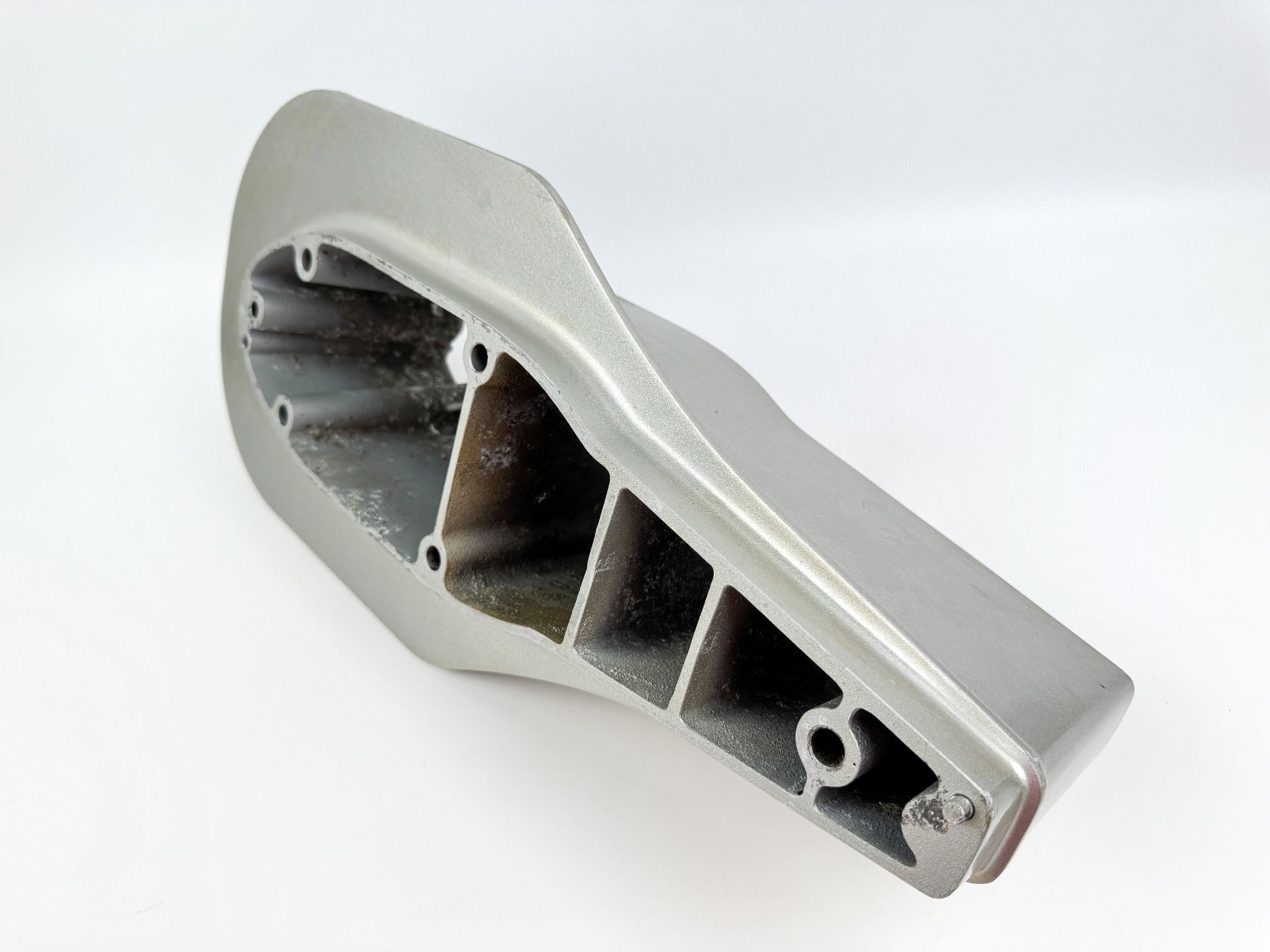 2010 Honda 60 HP 4 Stroke Outboard Midsection Extension / Spacer 40202-ZY9-610ZC OEM