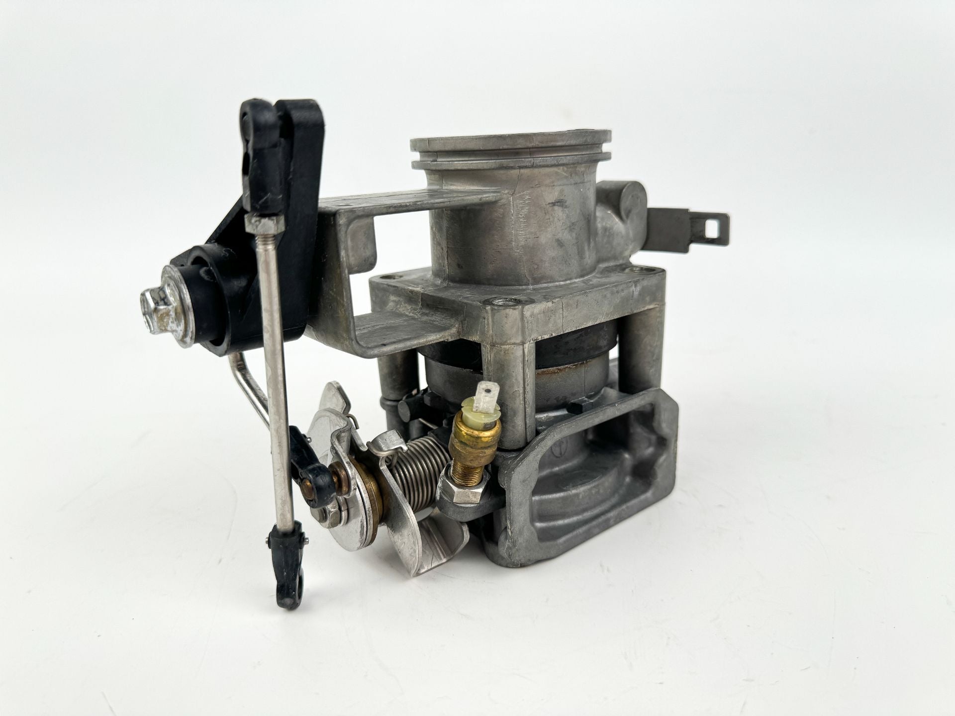 2004 Suzuki 70 HP 4 Stroke Outboard Throttle Body Assembly 13300-99E10 OEM