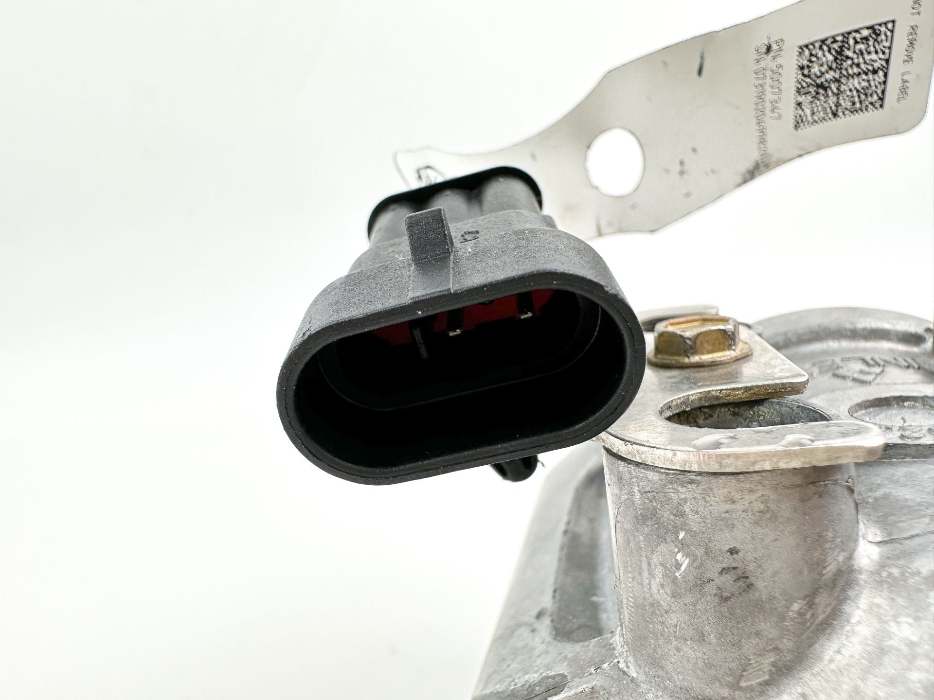 2008 Evinrude 250 HP 2 Stroke Etec Port Side Fuel Injector 5007585 OEM