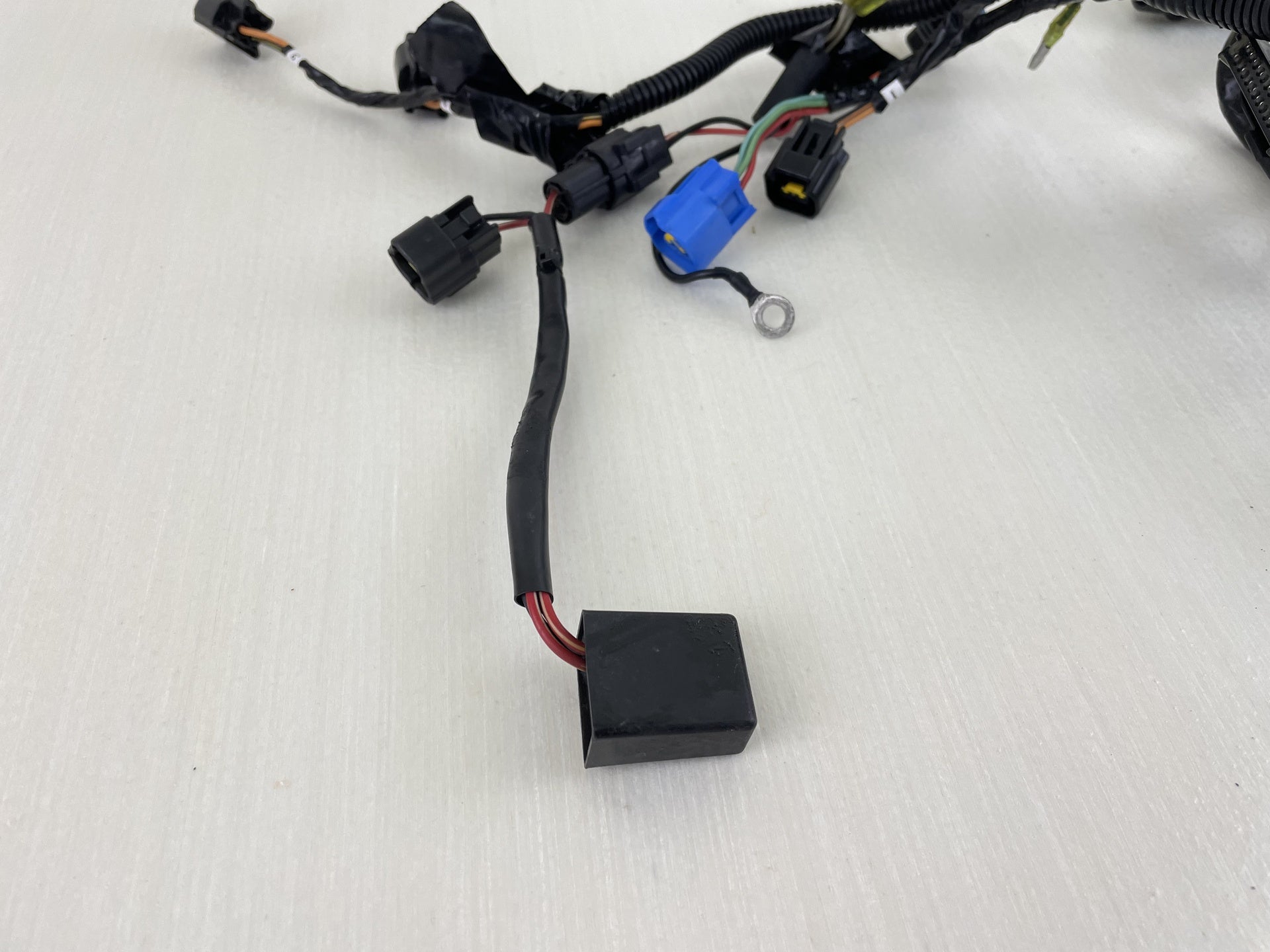 2002 Yamaha 30HP F30 Outboad Engine Wire Harness 67C-82590-20-00
