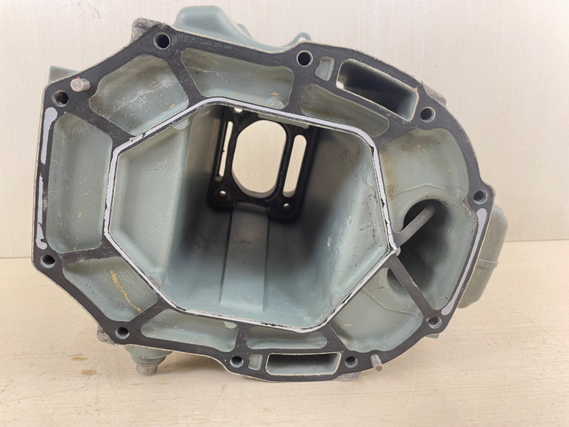 2008 Yamaha 250 HP 4 Stroke Outboard Oil Pan Assembly 69J-15311-00-CA