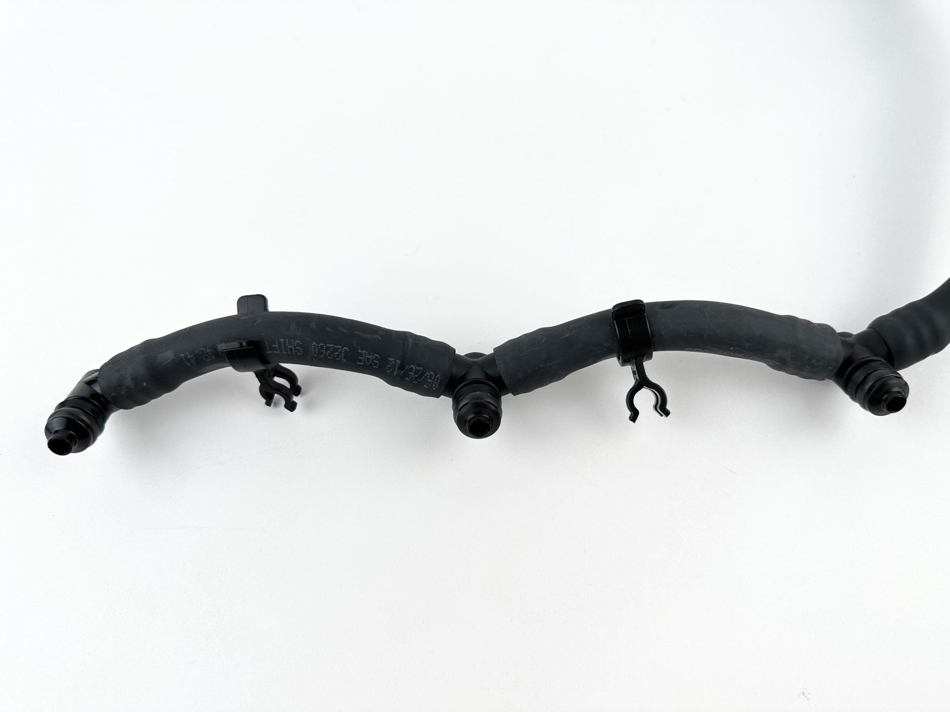 2013 Evinrude 250 HP 2 Stroke Outboard Injector Fuel Lines 5008393 OEM