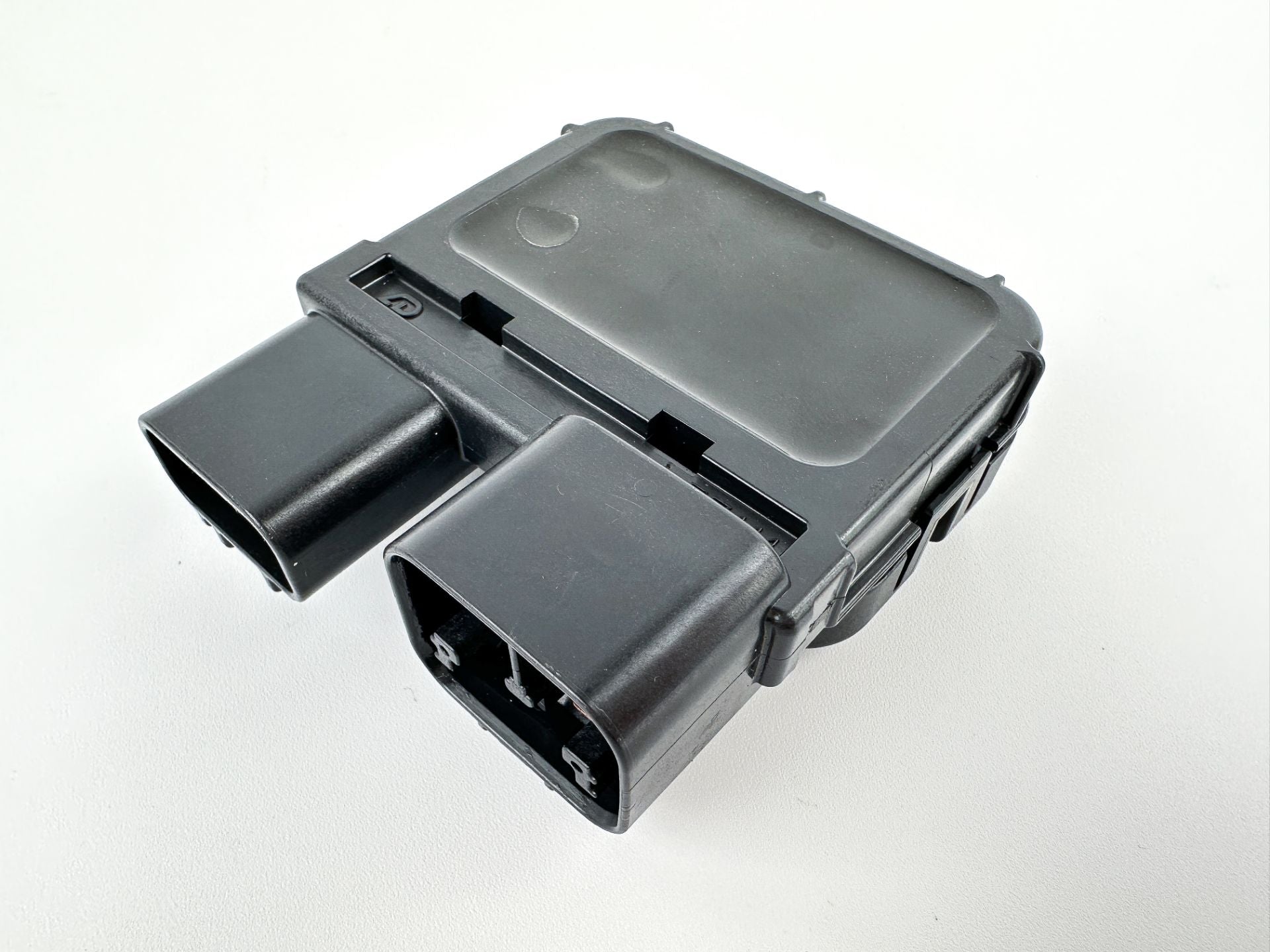 2018 Suzuki 200 HP 4 Stroke Outboard Trim Tilt Relay 38410-93J21 OEM