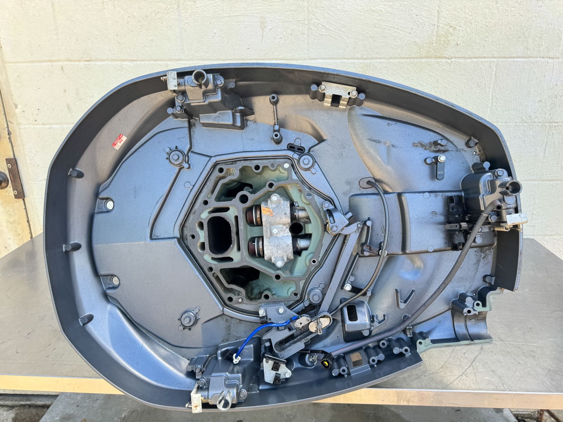 2004 Yamaha 225 HP 4 Stroke Outboard Complete Midsection & Swivel Bracket XL