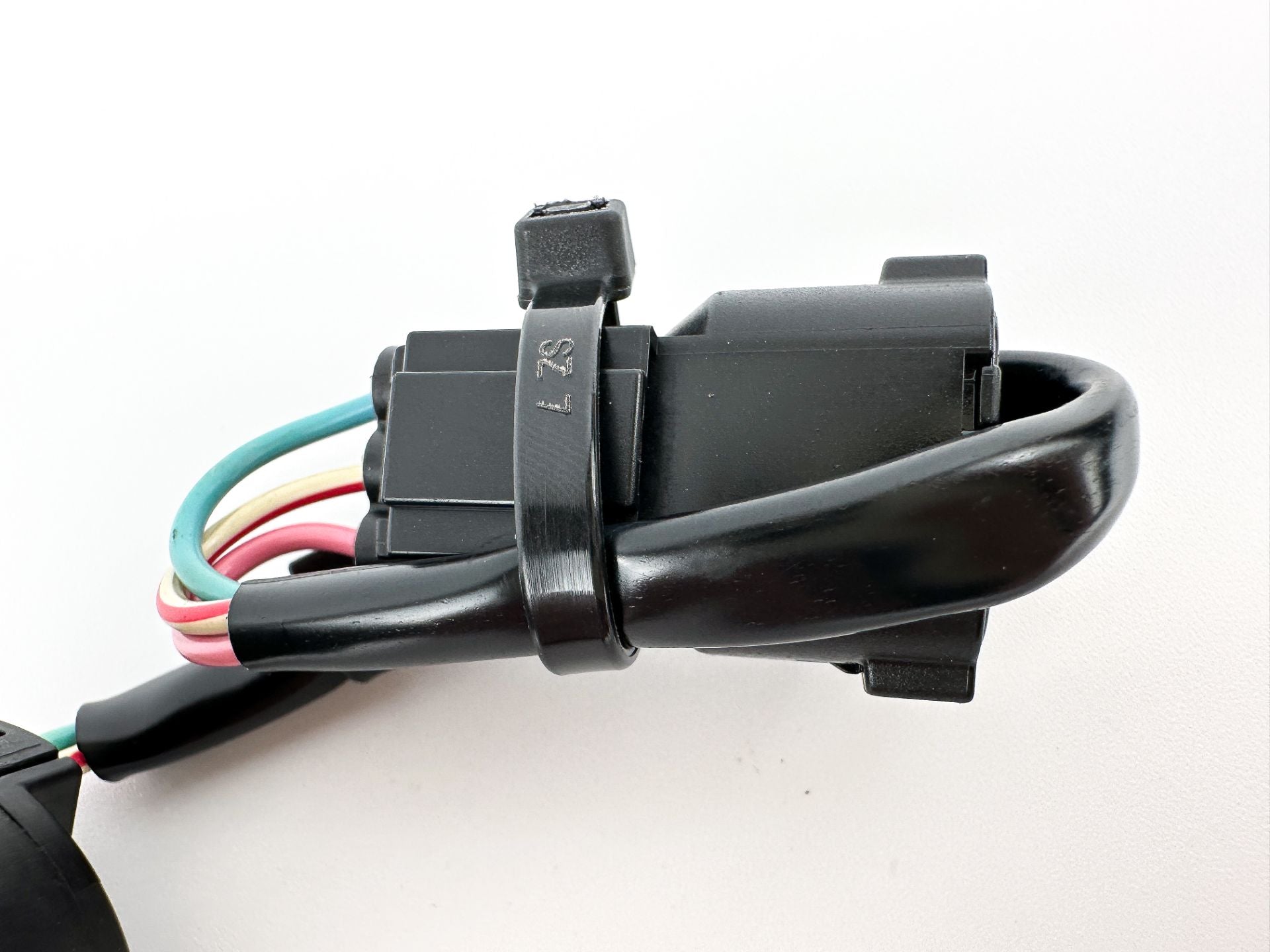 2018 Suzuki 200 HP 4 Stroke Outboard Trim Switch 37850-92J00 OEM