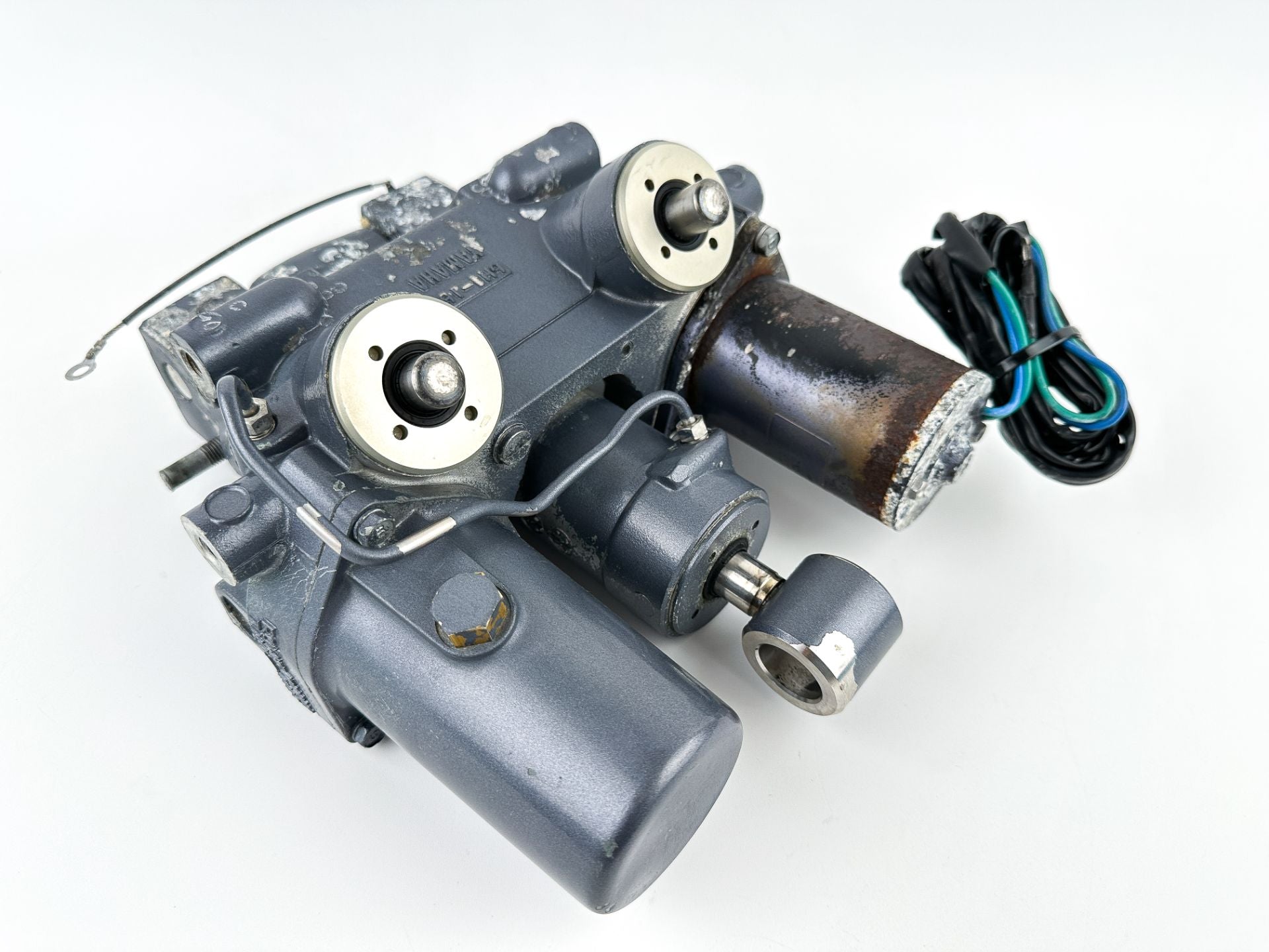 2004 Yamaha 90 HP 2 Stroke Outboard Power Trim Tilt Unit 6H1-43800-17-4D OEM