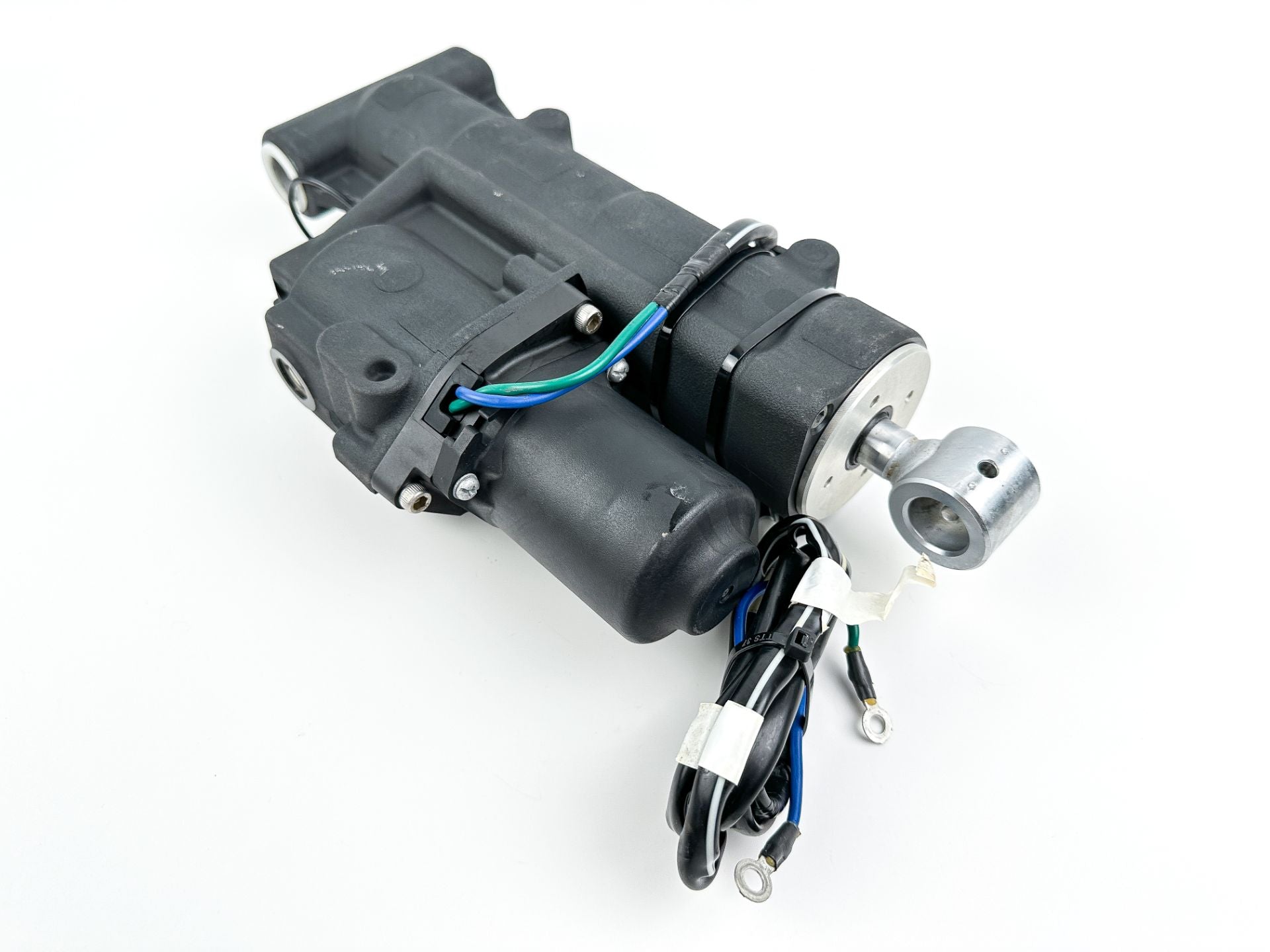 2022 Yamaha 200 HP 4 Stroke Outboard Power Trim Tilt Unit 6LH-43800-00-00 Like New