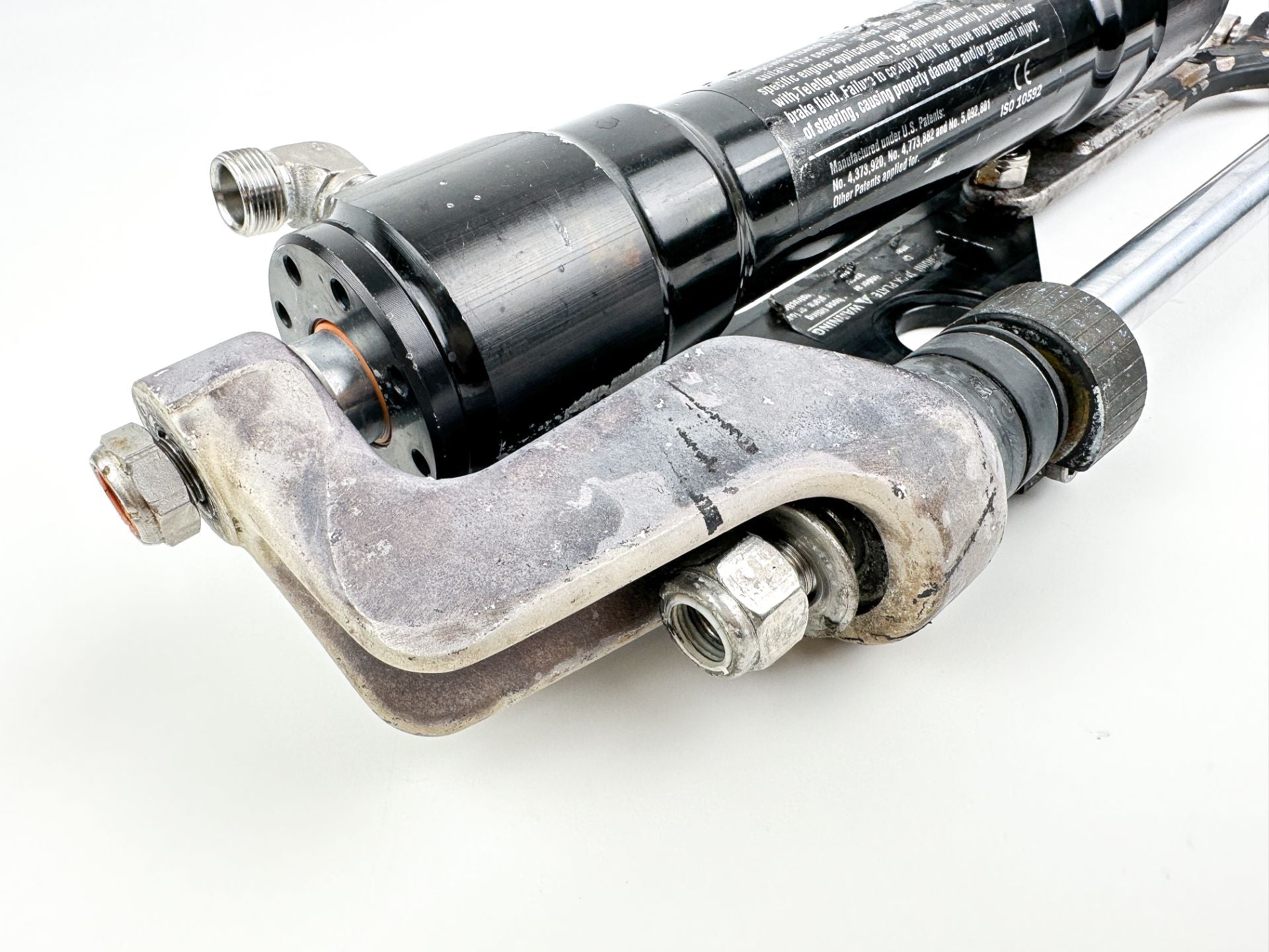 SeaStar Pro Outboard Hydraulic Steering Cylinder Front Mount Assembly HC6358