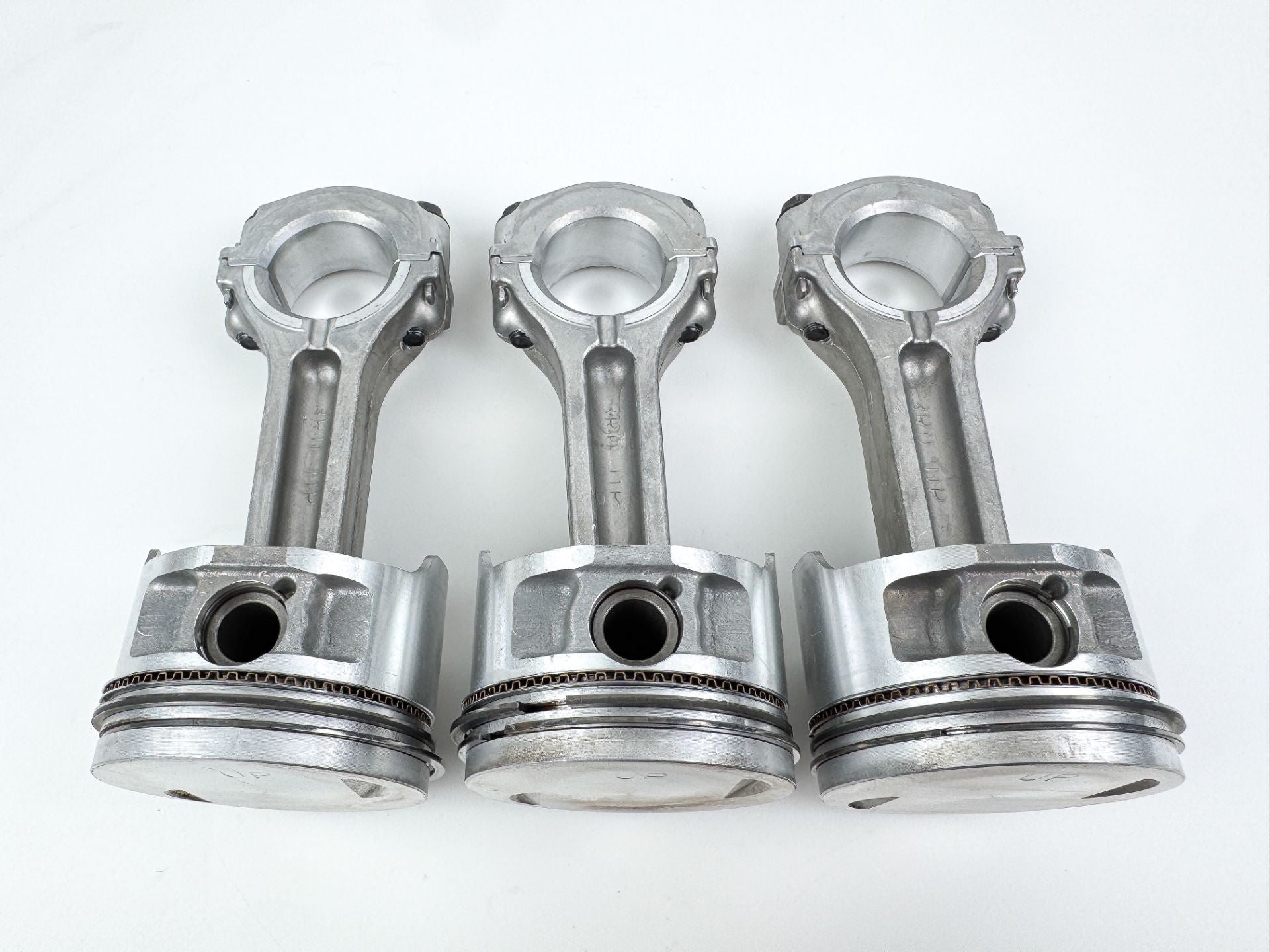 2007 Mercury 25 HP 4 Stroke Outboard Piston & Connecting Rod Set 834961T03 OEM