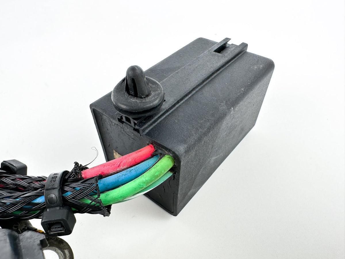 2008 Evinrude 200 HP 2 Stroke Outboard Trim Tilt Relay 0586767 OEM