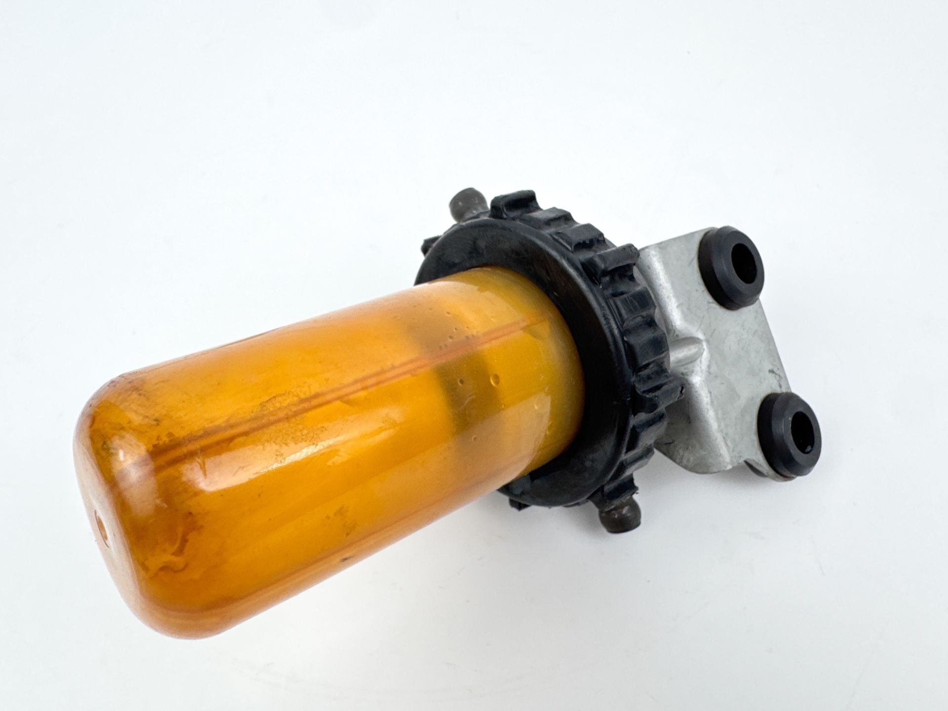 2004 Yamaha 150 HP 4 Stroke Outboard Fuel Filter Assembly 65L-24560-00-00 OEM