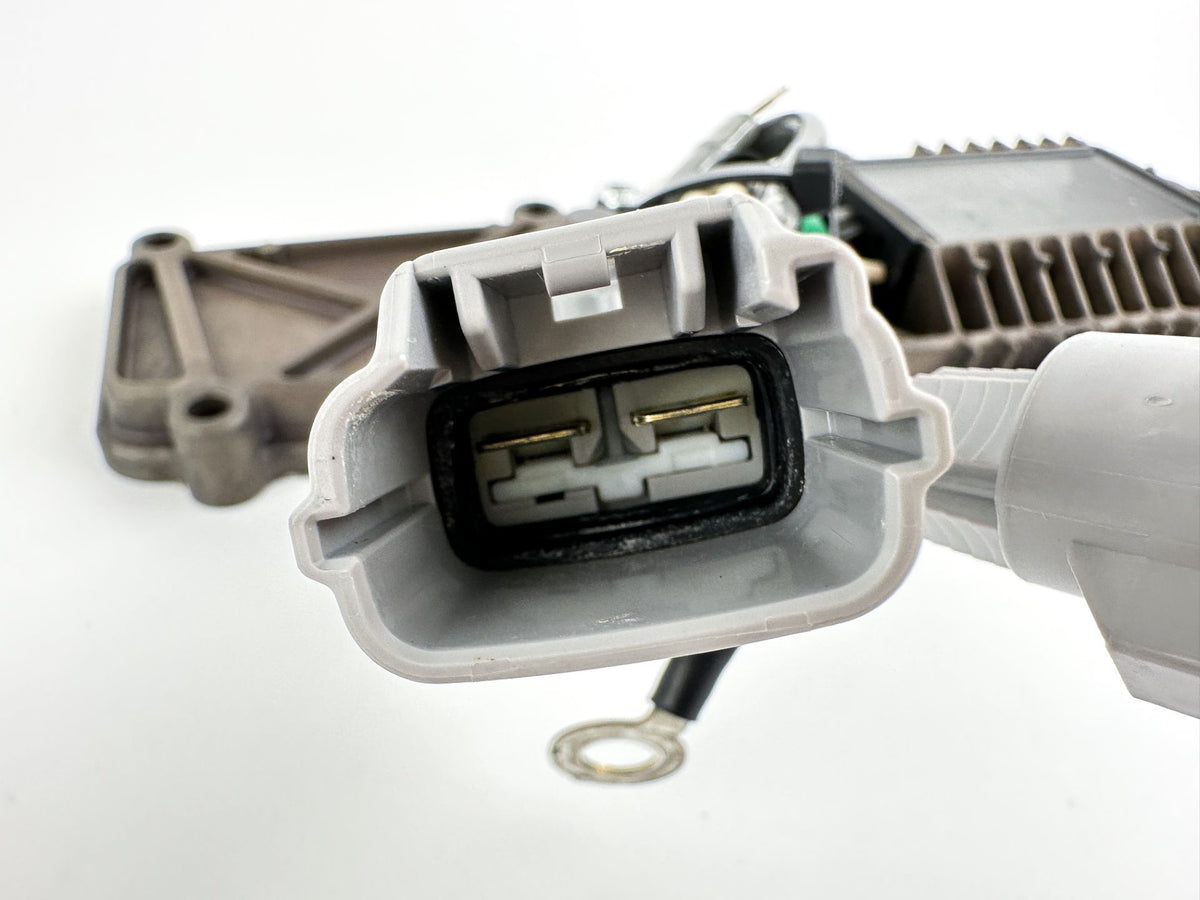 2019 Suzuki 115 HP 4 Stroke Outboard Rectifier & Regulator 32800-92J00 OEM