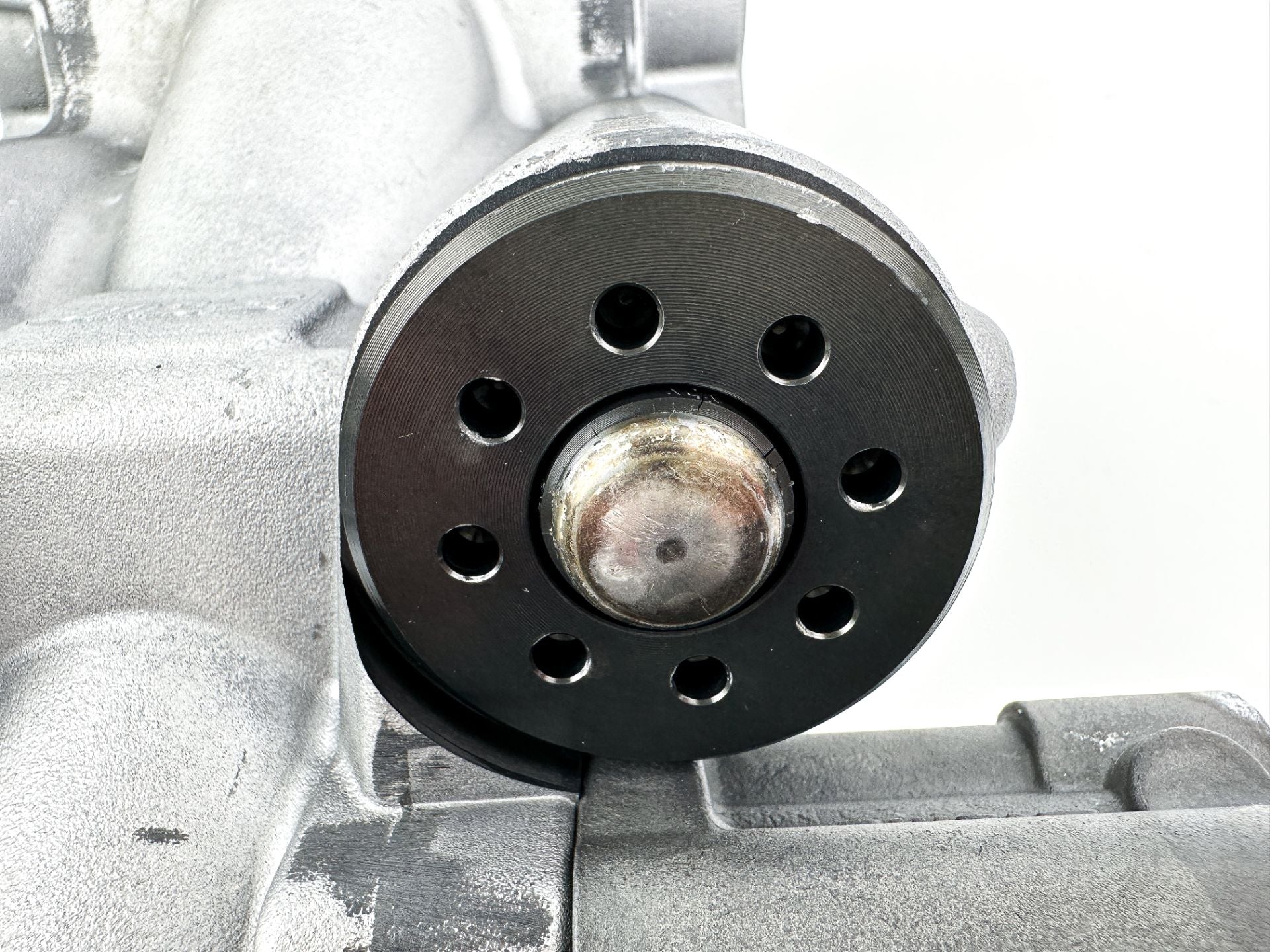 Yamaha F115 115HP 4 Stroke Power Trim Tilt Unit 68V-43800-13-00 - Good Condition