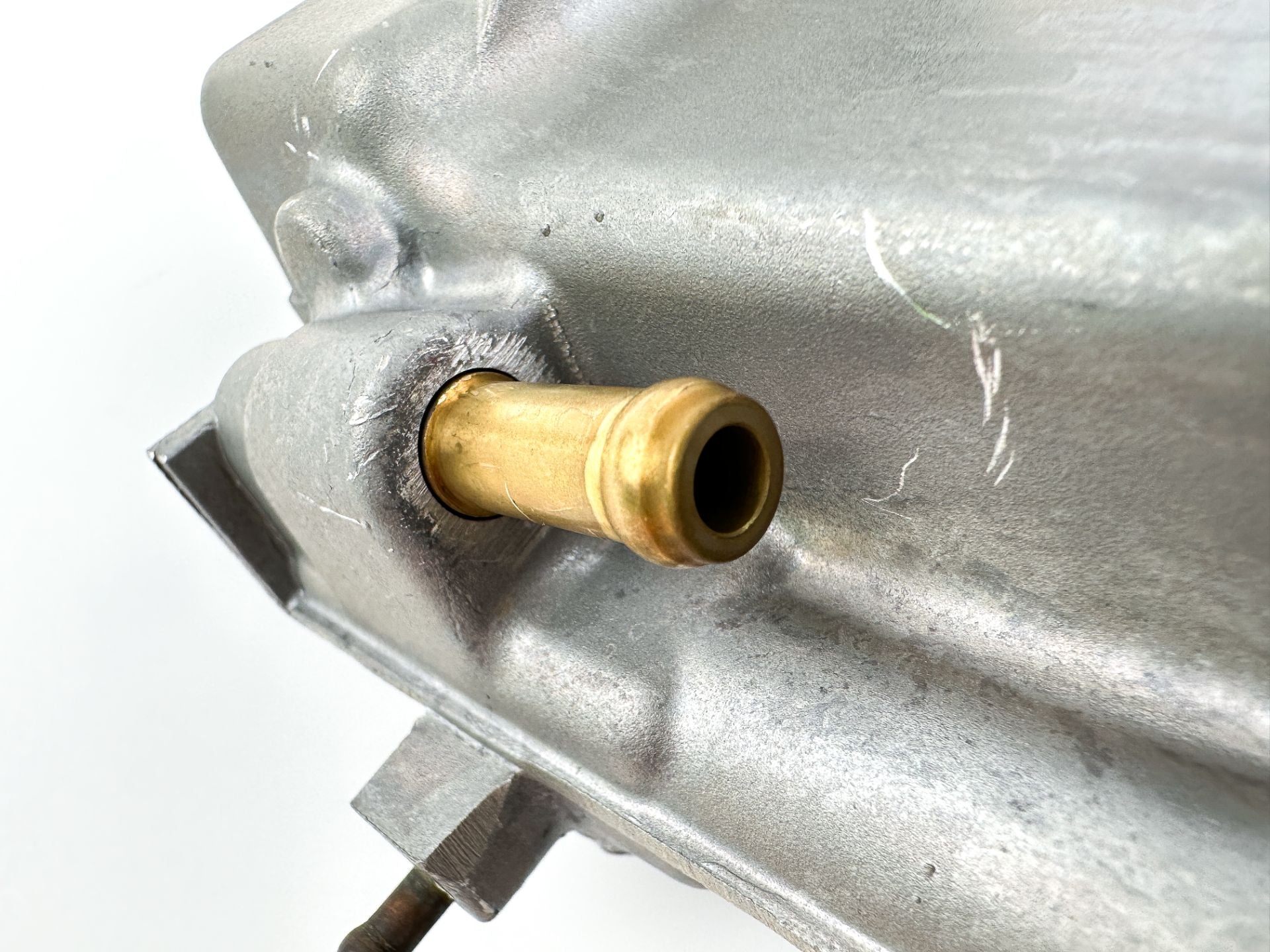 2016 Suzuki 175 HP 4 Stroke Outboard Vapor Separator Tank VST 15600-96J12 OEM