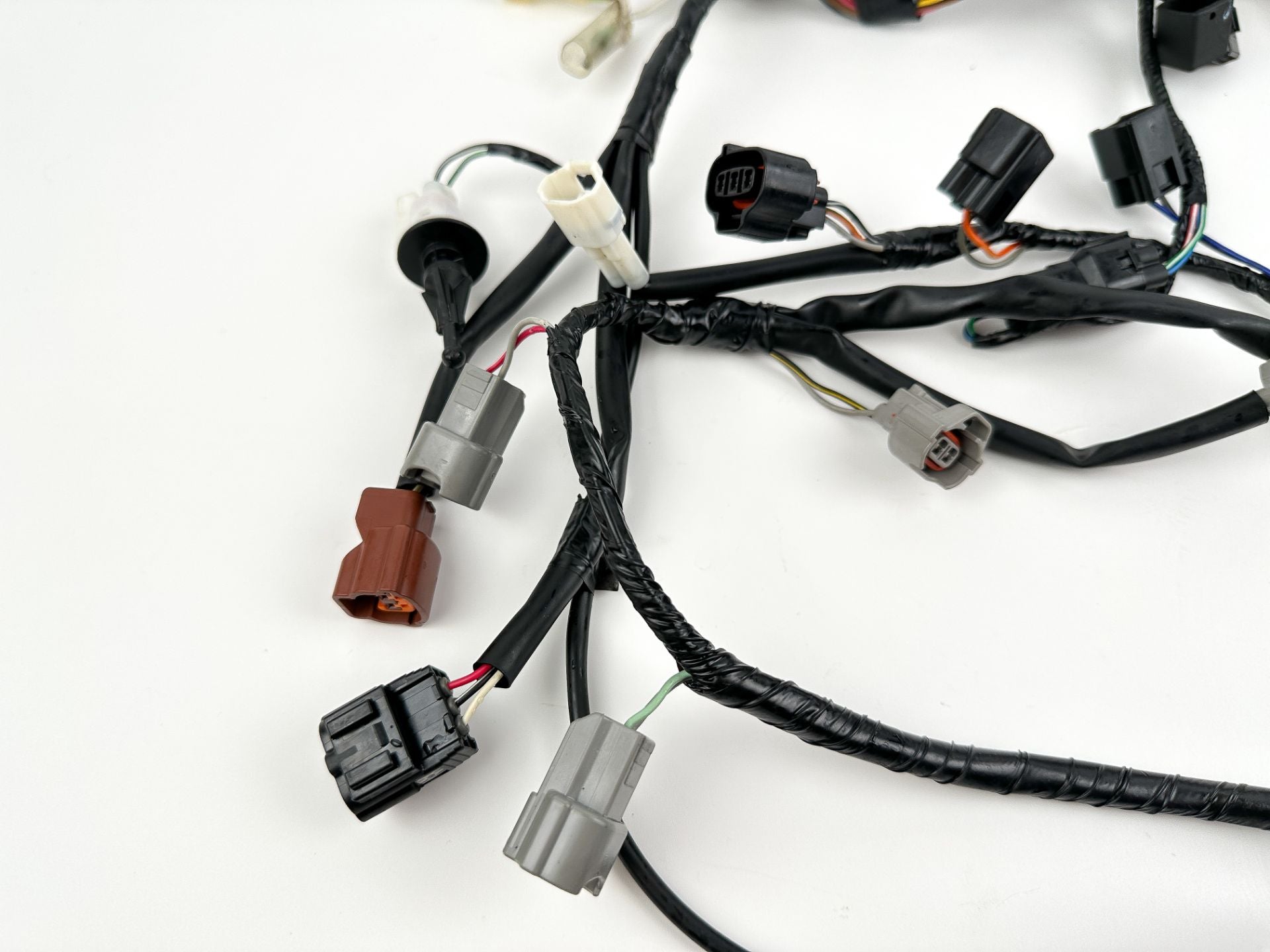 2012 Suzuki 140 HP 4 Stroke Outboard Engine Wire Harness 36610-90J92 OEM