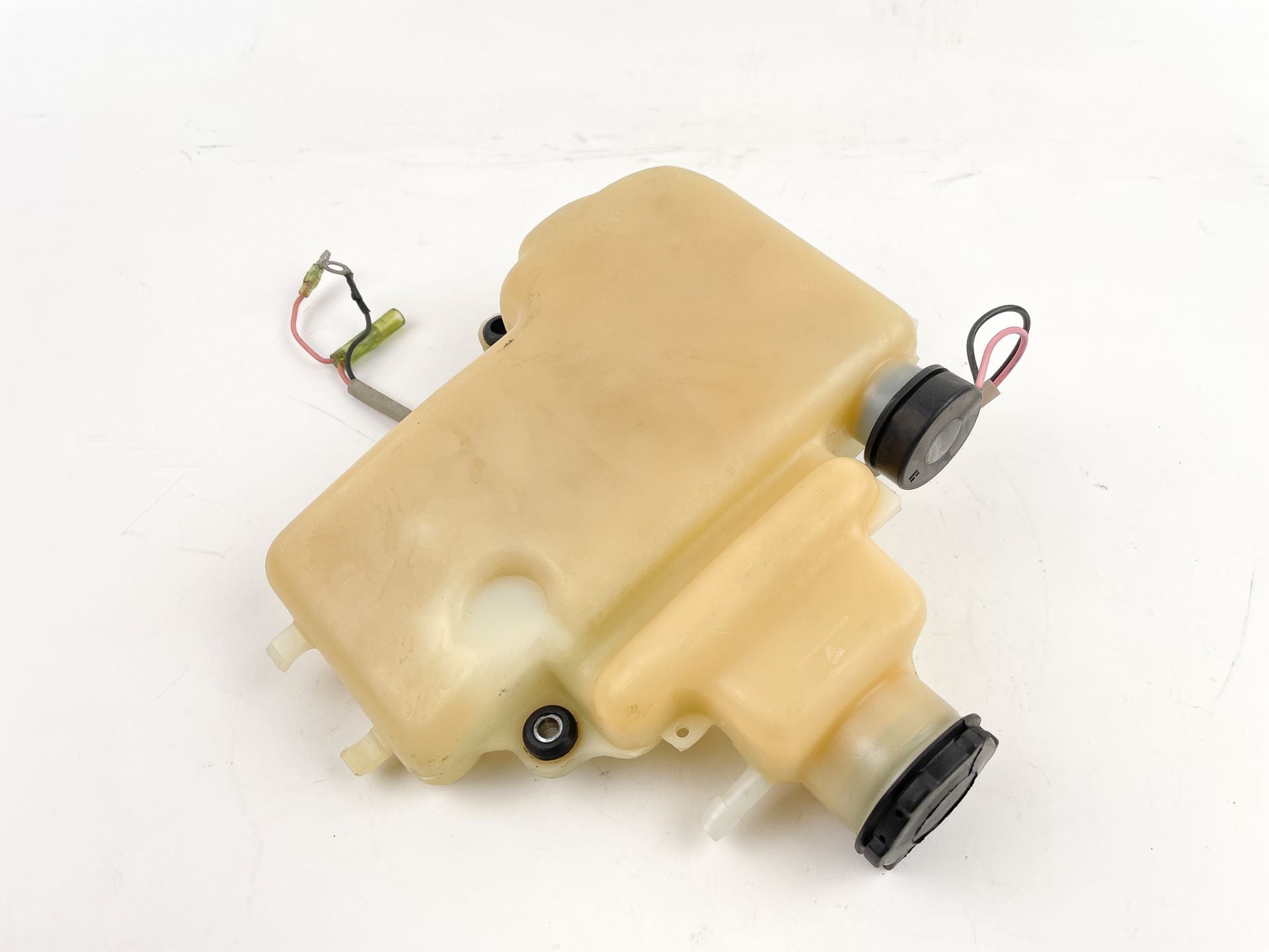 1990 Yamaha 30 HP 2 Stroke Outboard Oil Tank 6J8-21707-01-00 OEM