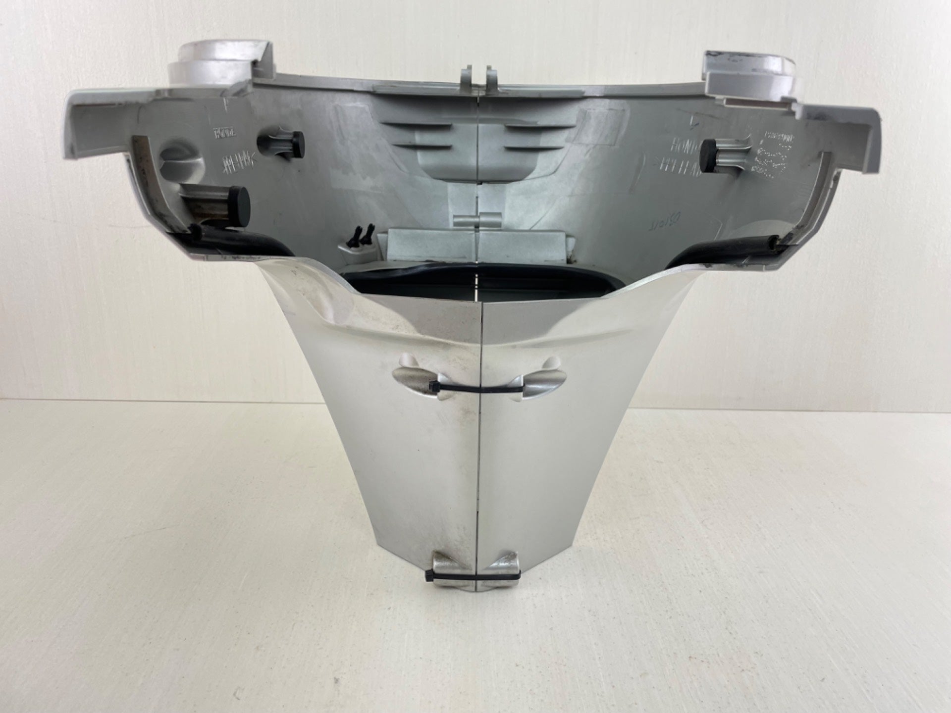 2001+ Honda 8 9.9 HP 4 Stroke Outboard Lower Side Cowl Cowling Set