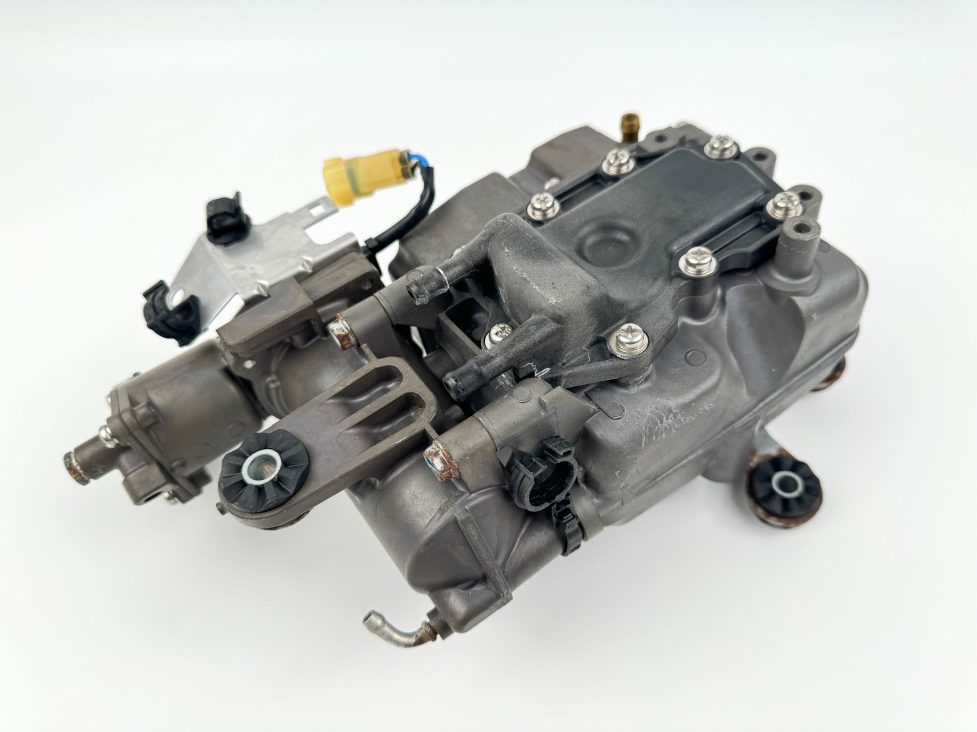 2007 Honda 150 HP 4 Stroke Outboard Vapor Separator Tank VST 16017-ZY6-043 OEM