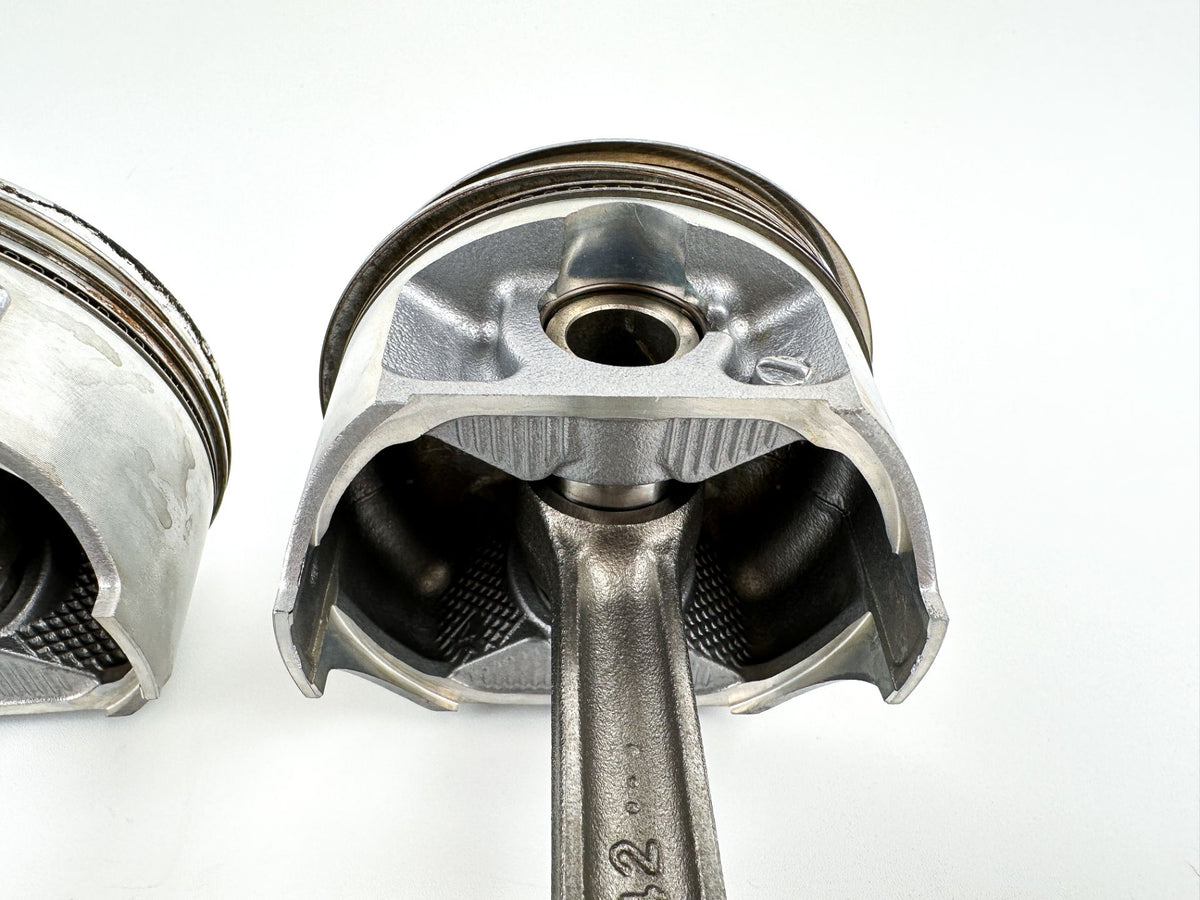 2008 Suzuki 115 HP 4 Stroke Outboard Piston & Connecting Rod Set 12160-92J00 OEM