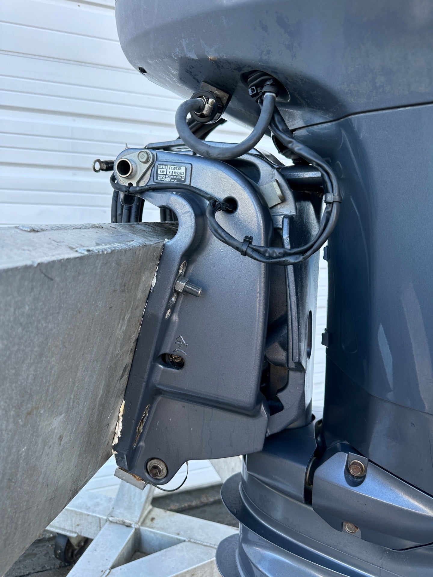 2010 Yamaha F150 150HP 4 Stroke Outboard Engine W/ 25" Shaft 987 Hours