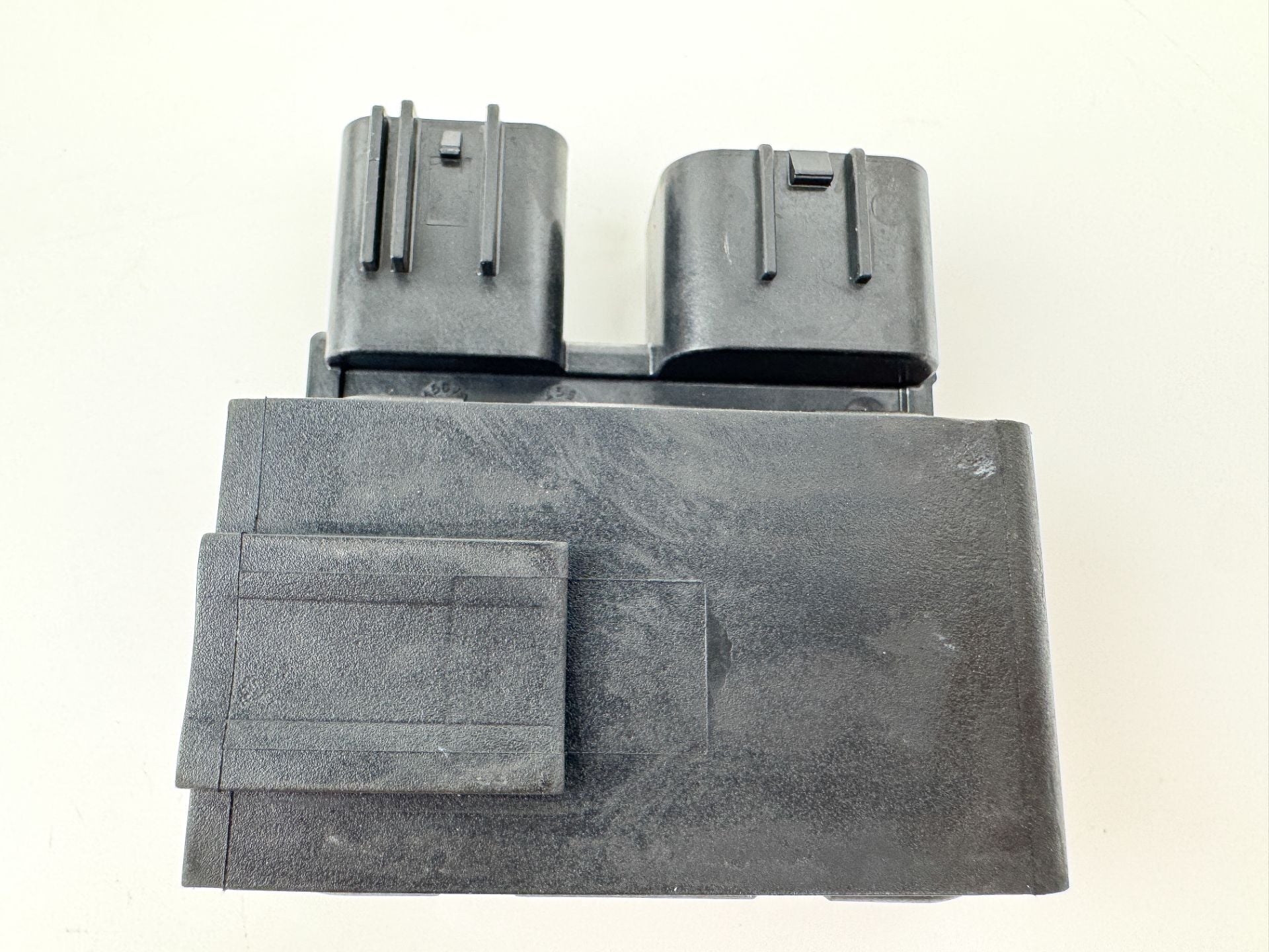 2017 Suzuki 115 HP 4 Stroke Outboard Trim Tilt Relay 38410-93J21 OEM