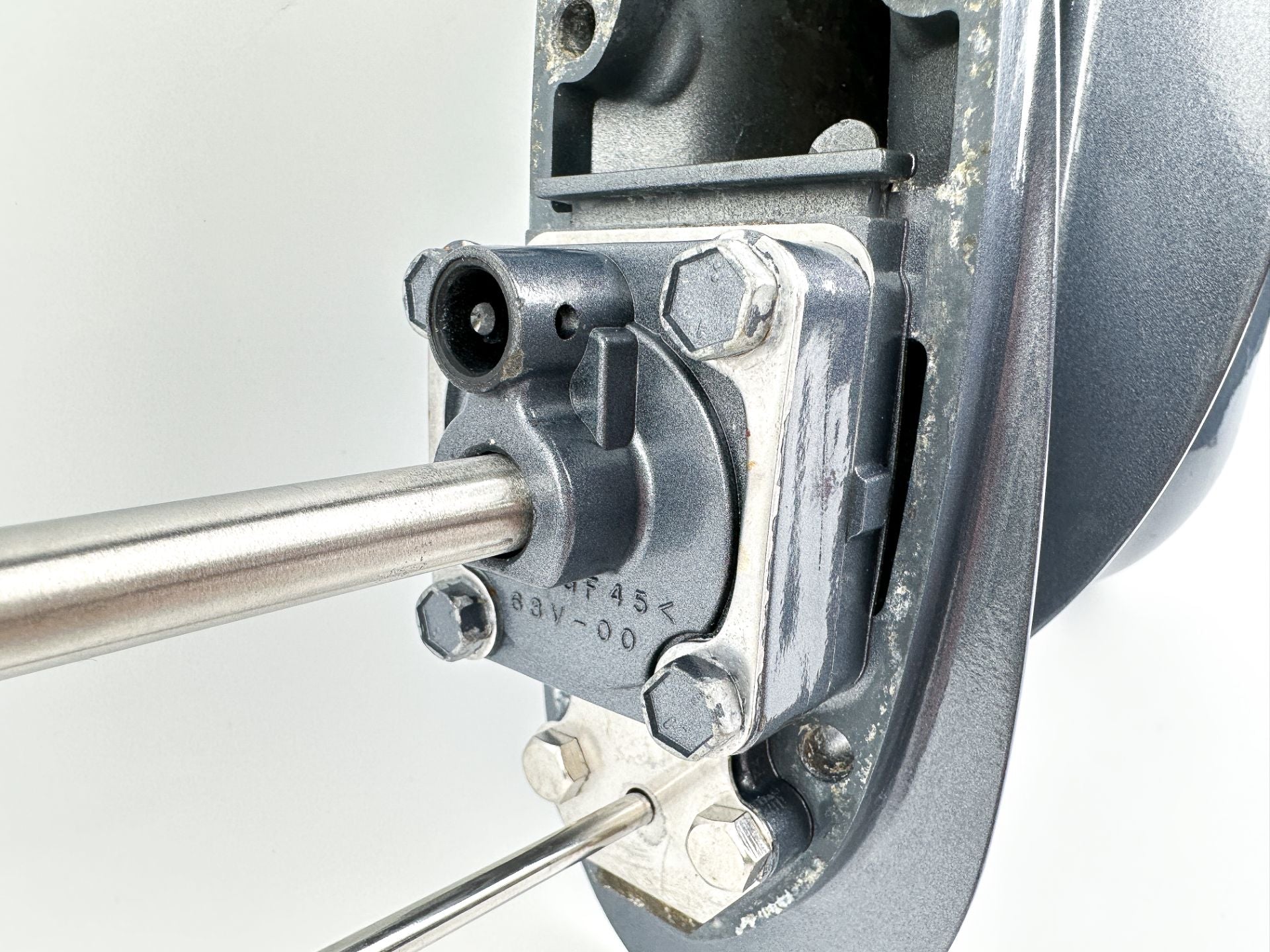 01-2010 Yamaha 8HP 4 Stroke Outboard 20" Lower Unit High Thrust Gear Case