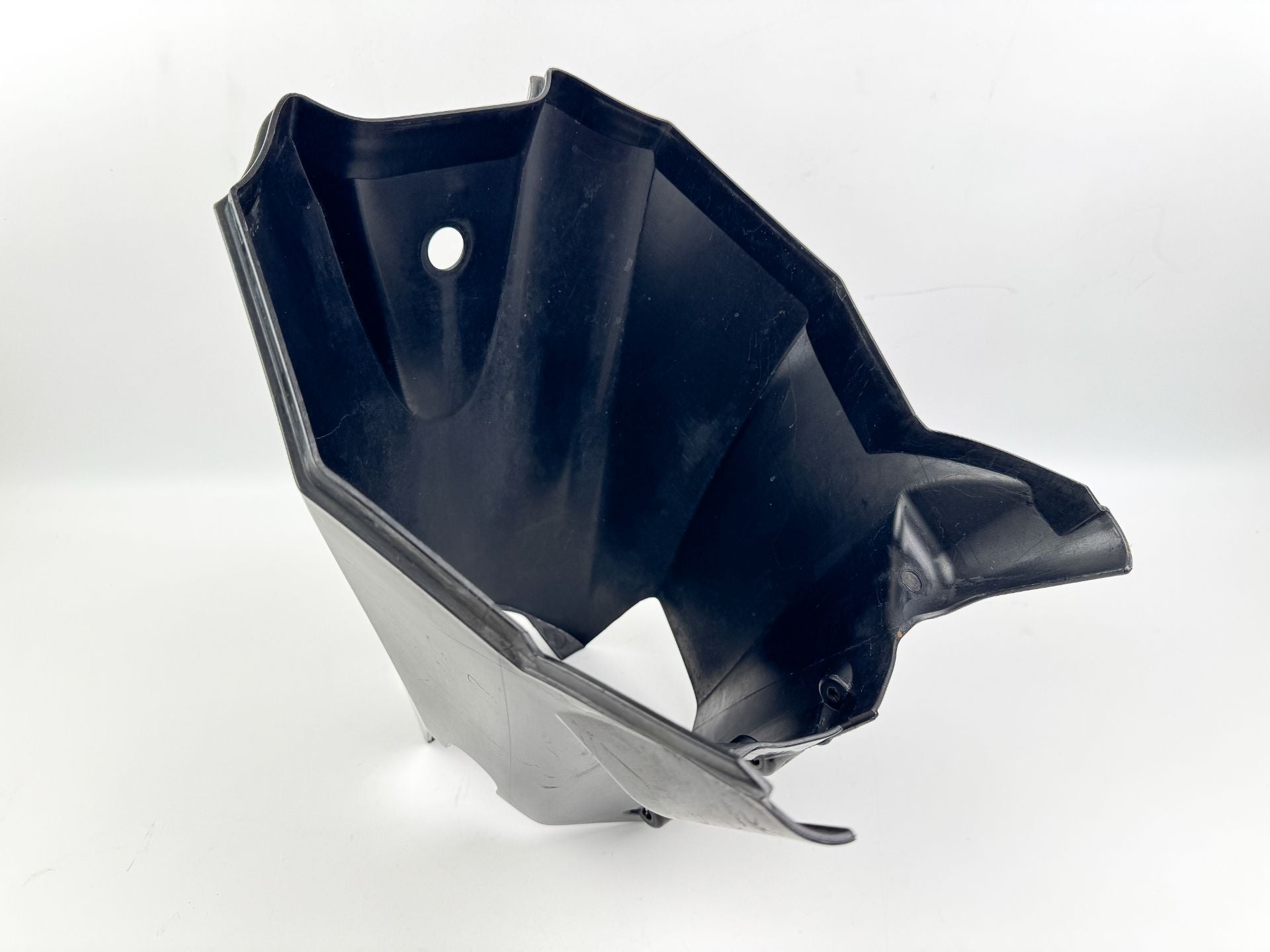 2006 Mercury 25 HP 4 Stroke Outboard Lower Apron Cover 896116T OEM