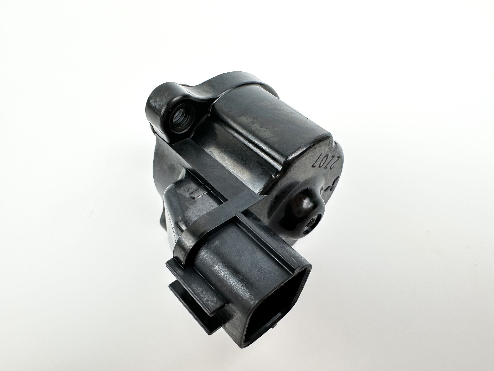 2023 Suzuki 175 HP 4 Stroke Outboard IAC Idle Air Control Valve 18137-93J01 OEM