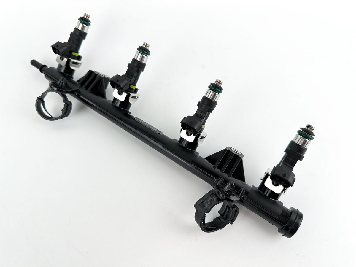 2019 Yamaha 115 HP 4 Stroke Outboard Fuel Injector Set W/ Rail 6EK-13160-00-00 OEM