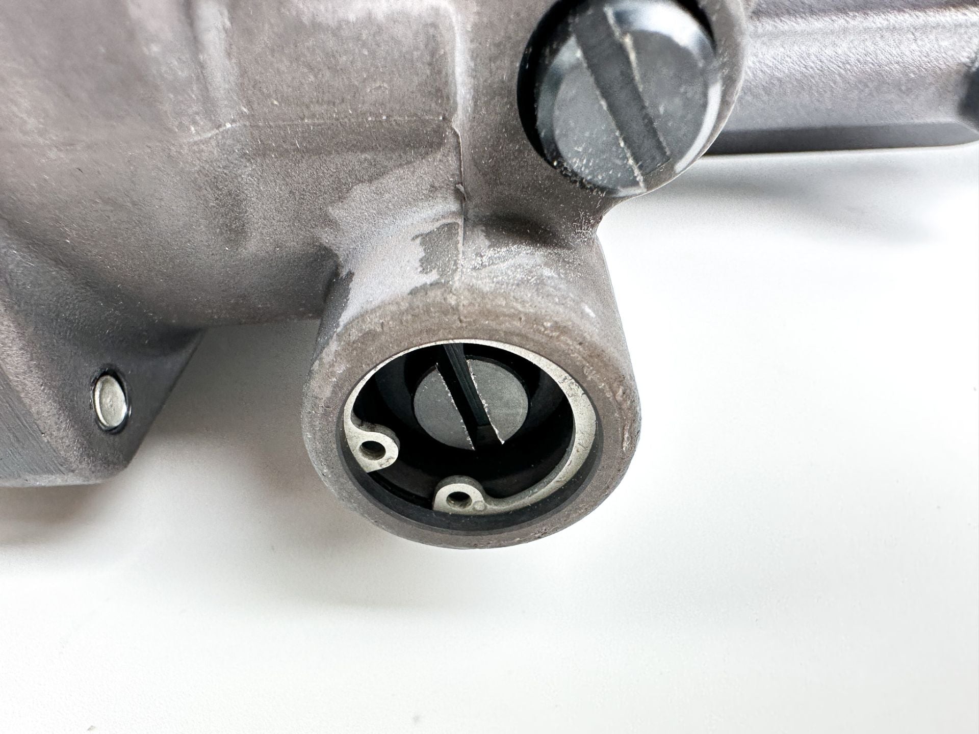 DF 70 90 115 HP Outboard Power Engine Tilt Trim Unit Johnson Evinrude Suzuki