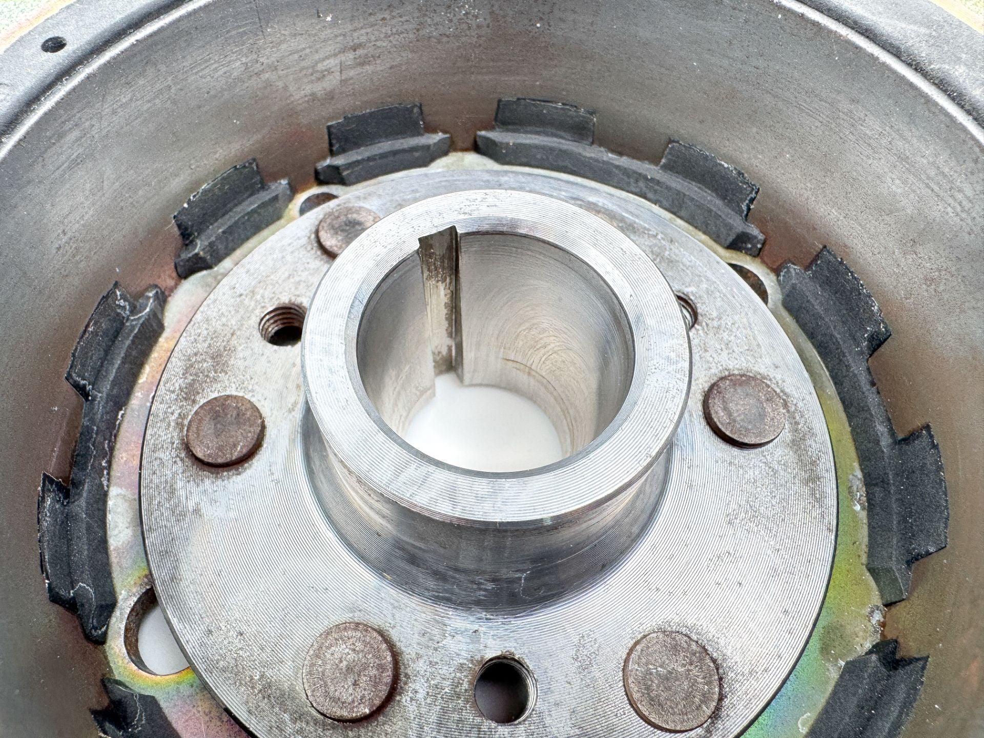 2002 Yamaha 50 HP 4 Stroke Outboard Flywheel Rotor 64J-85550-00-00 OEM